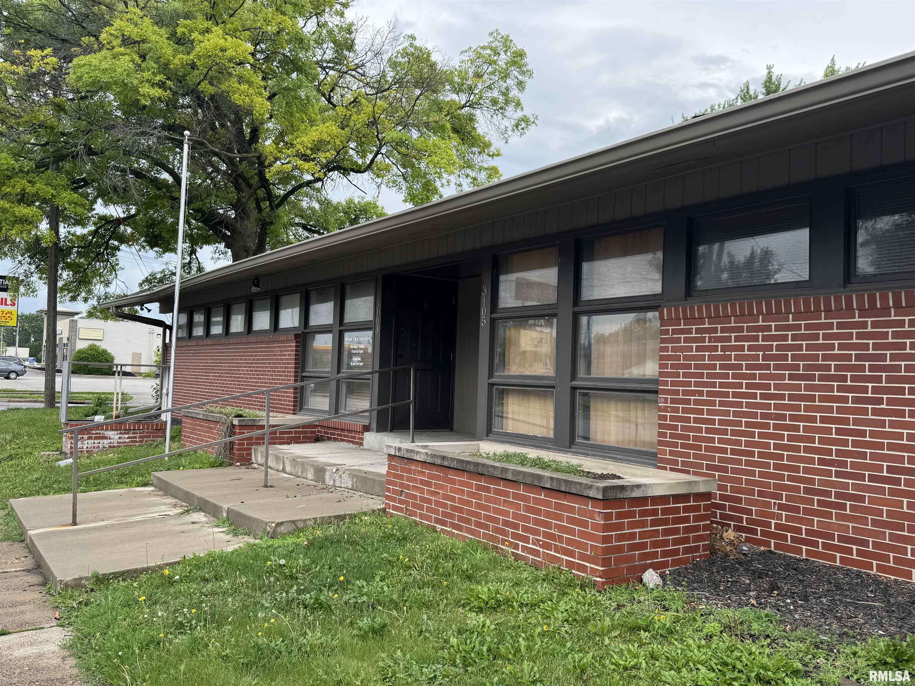Rock Island, IL 61201,3105 18TH AVE