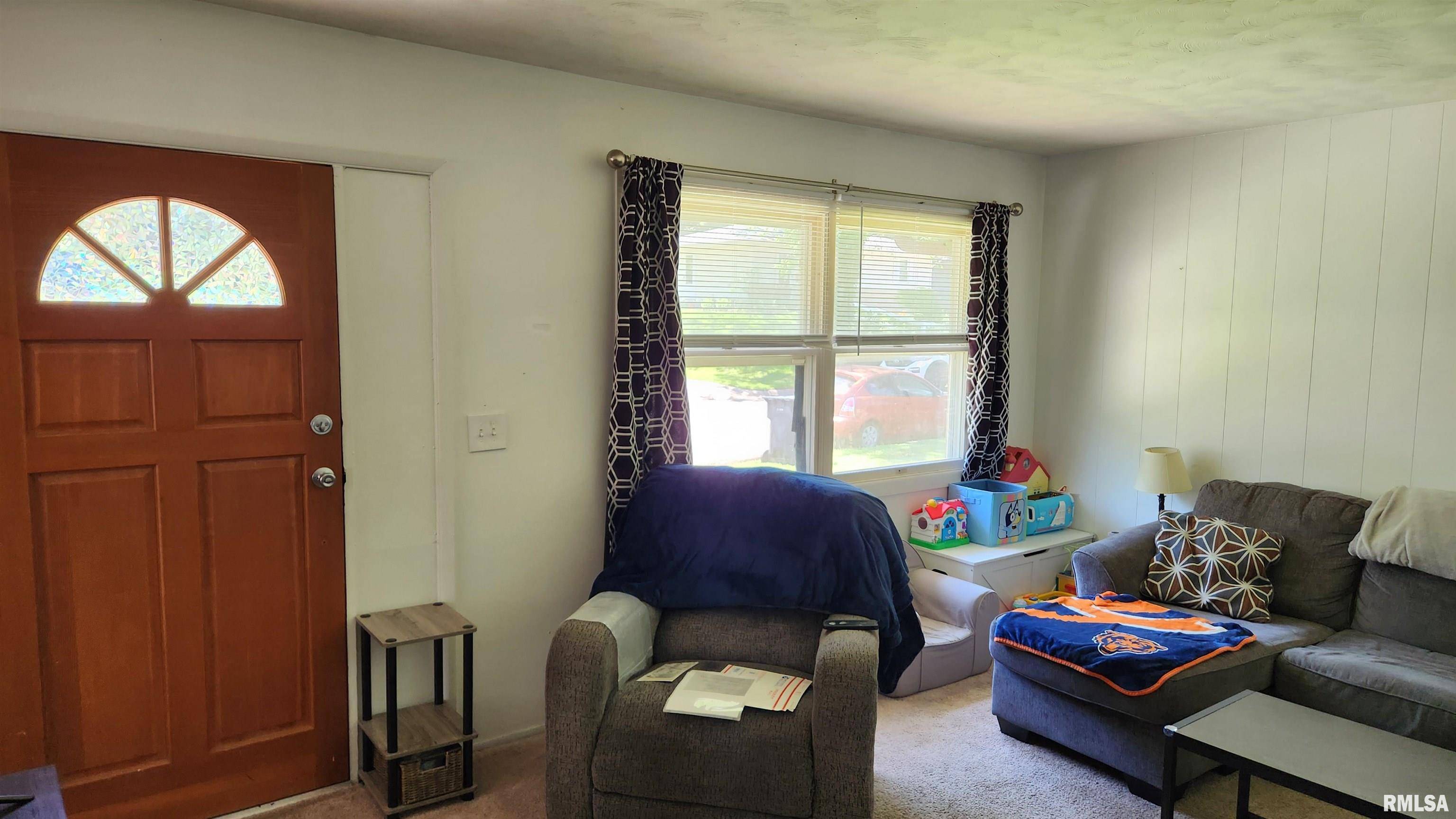 Clinton, IA 52732,1136 BRIARCLIFF LN