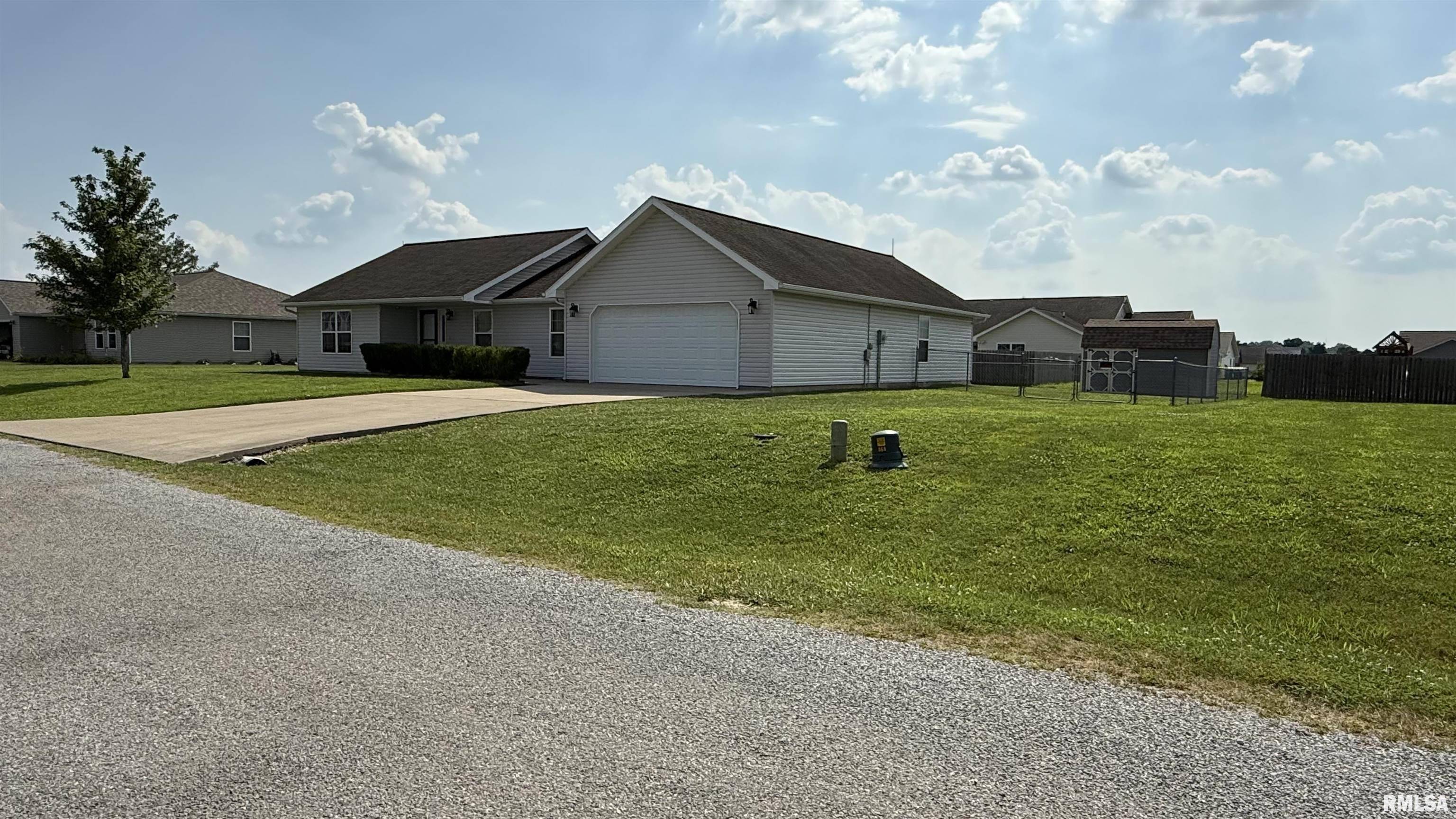 Carterville, IL 62918,11279 NORA LN
