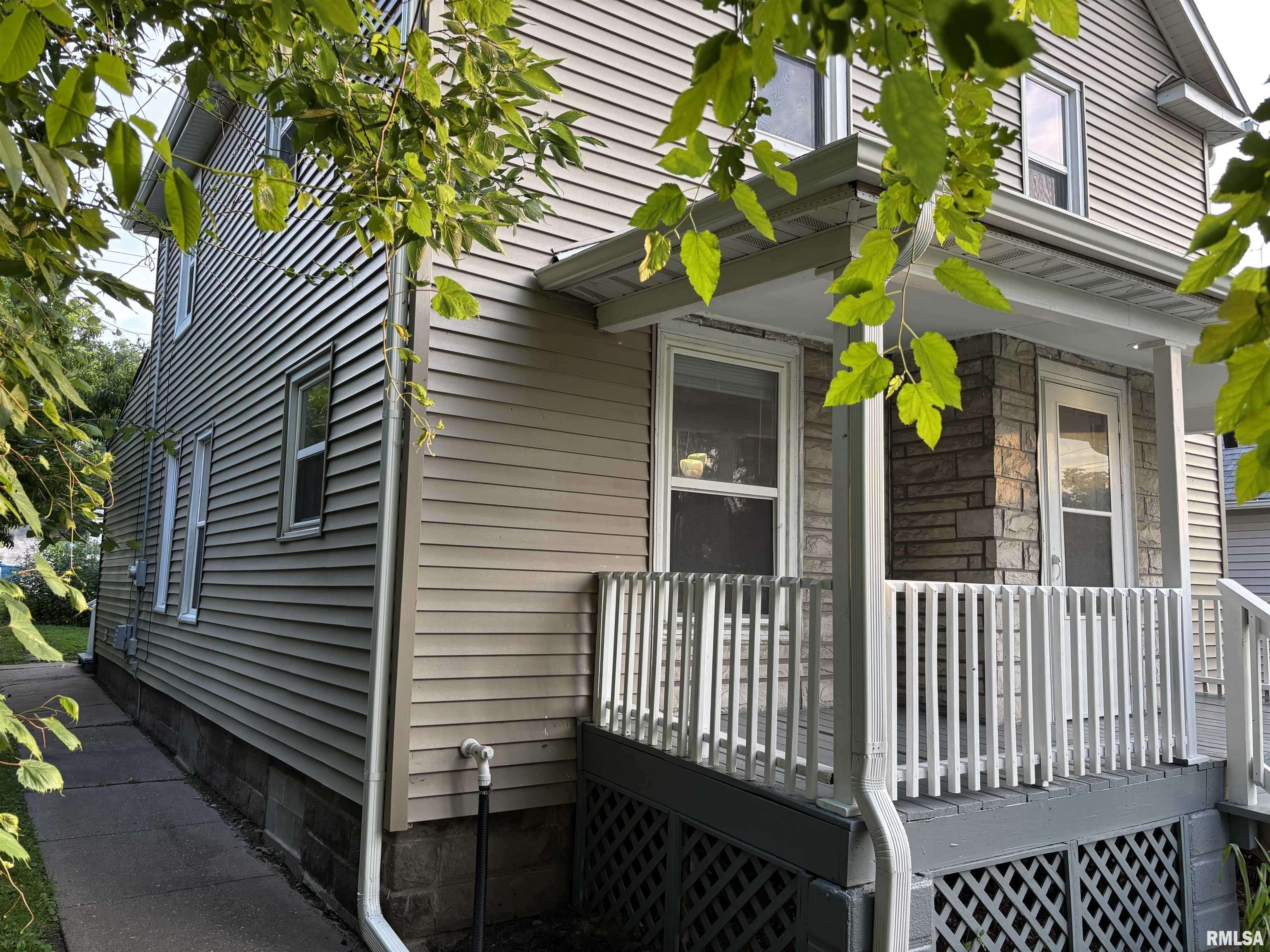 Silvis, IL 61282,616 1ST AVE