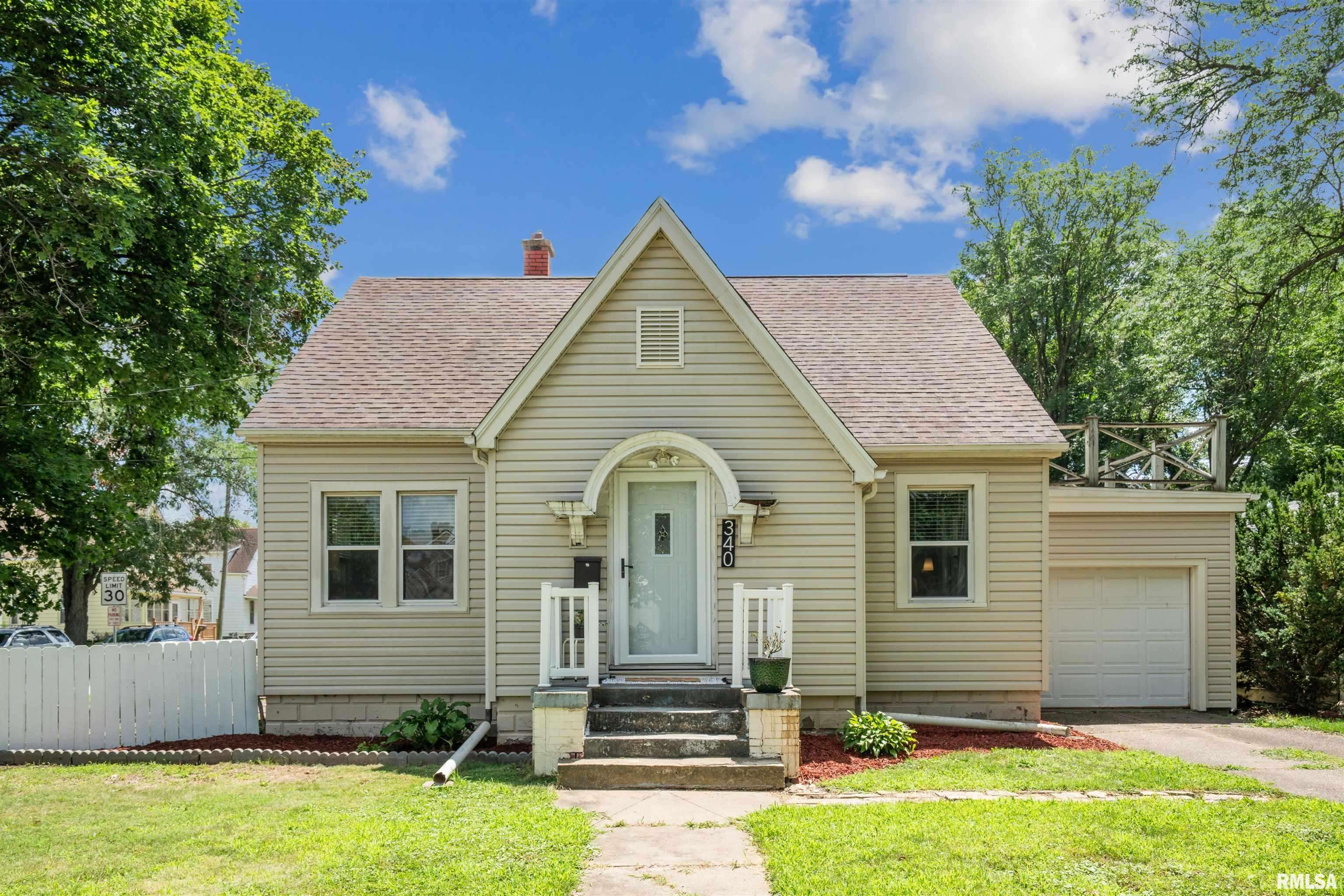 Moline, IL 61265,340 23RD AVE