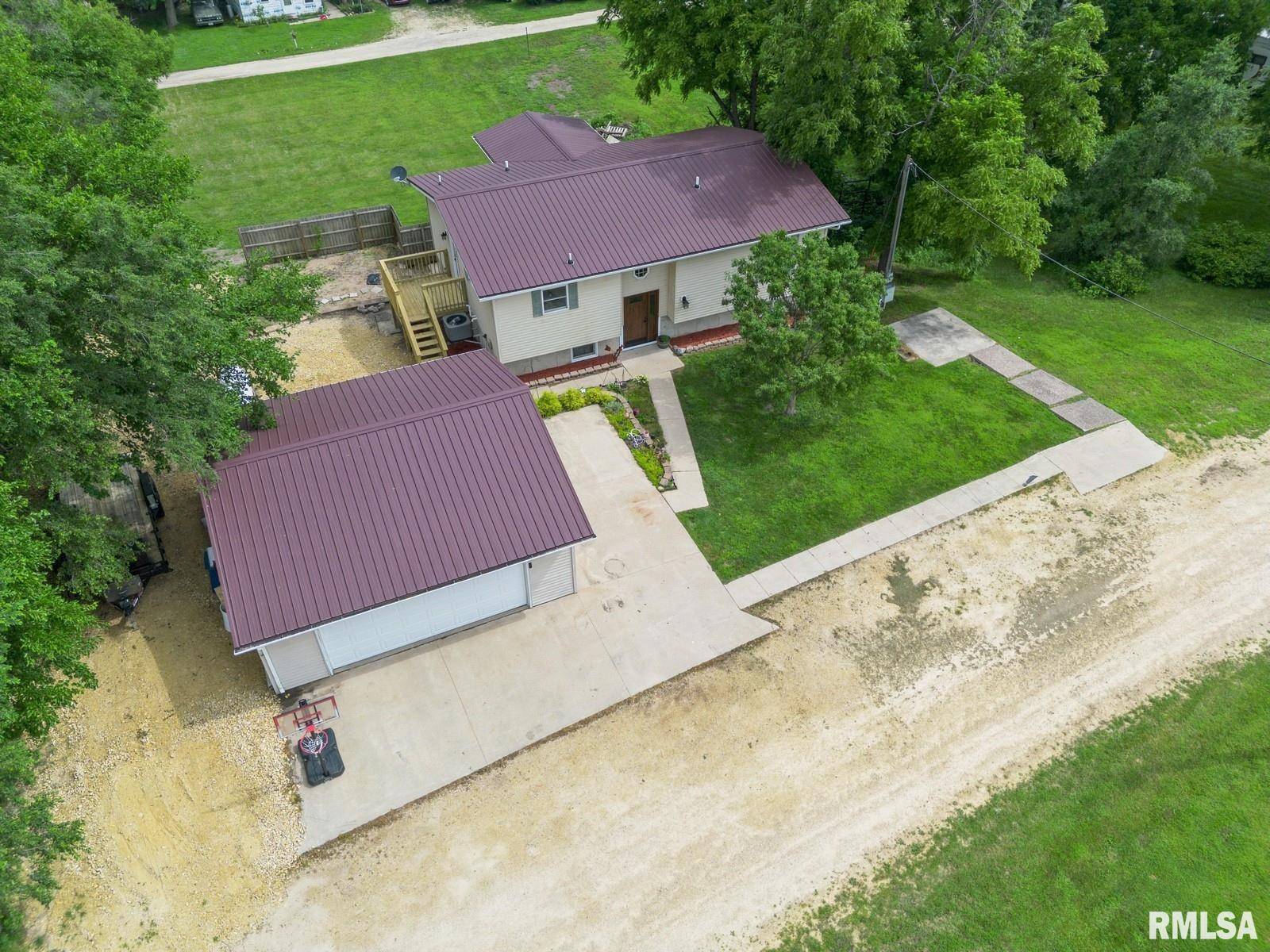Toronto, IA 52777,335 Sand ALY