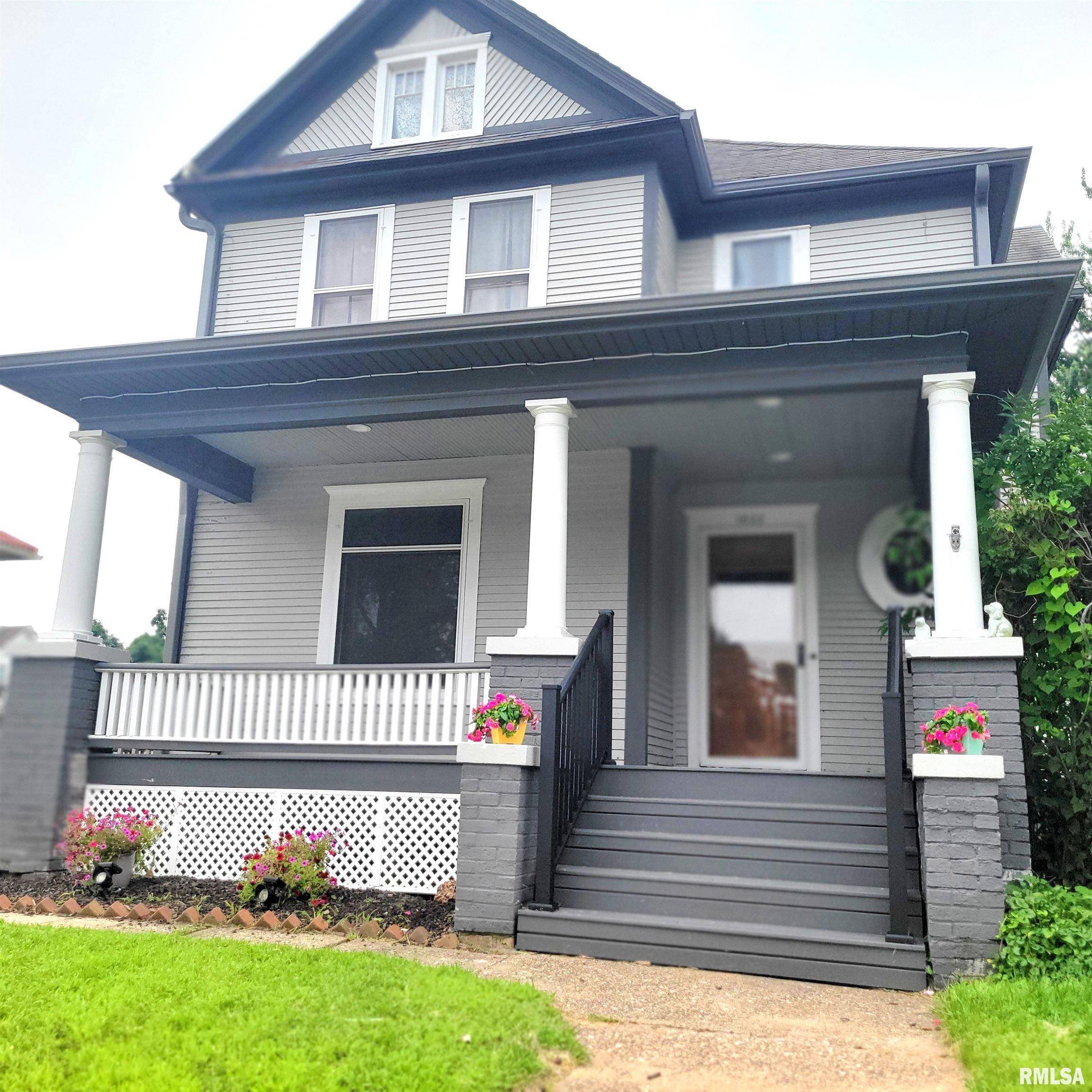 Moline, IL 61265,1622 11TH AVE