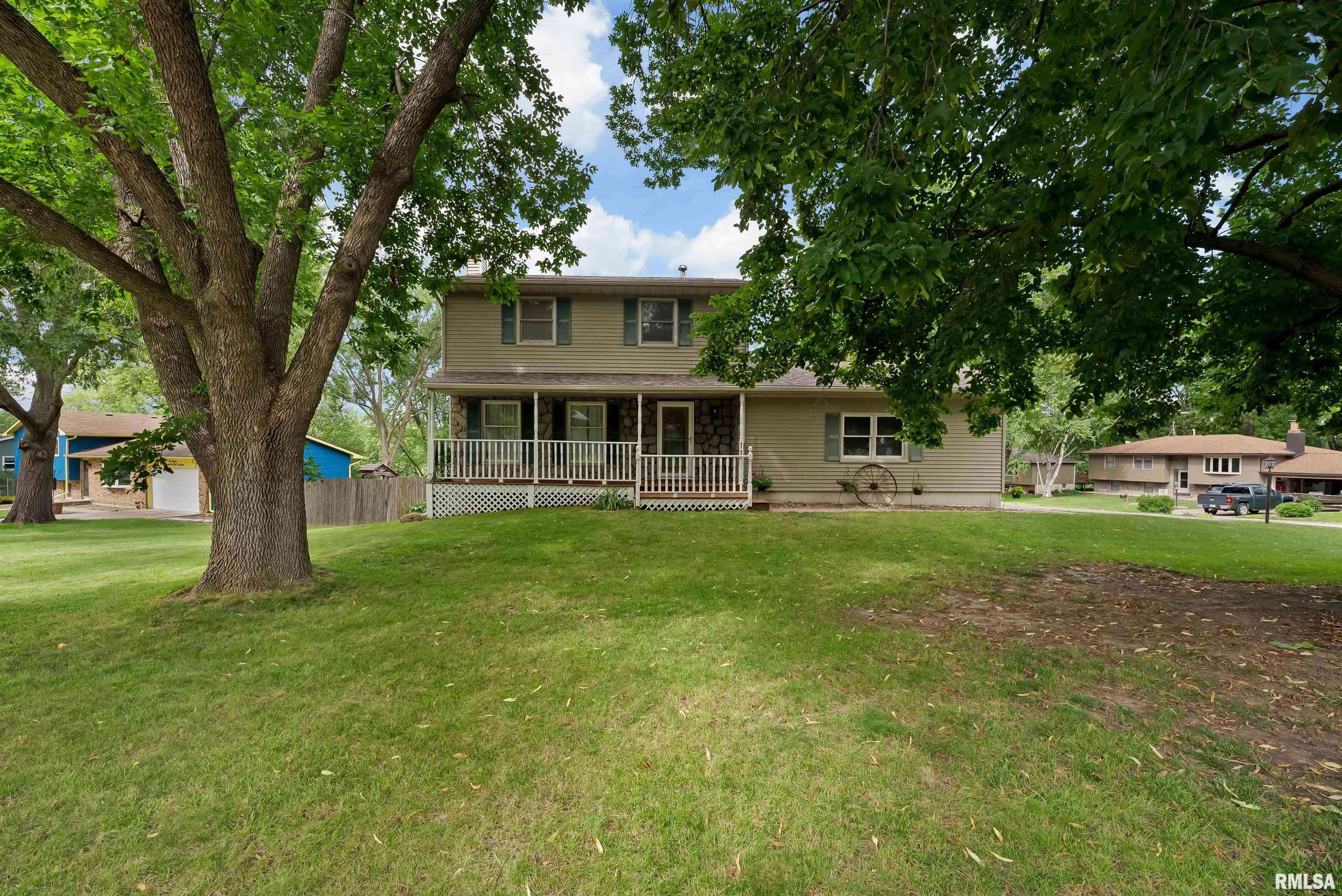 Eldridge, IA 52748,112 PARK LANE CIR