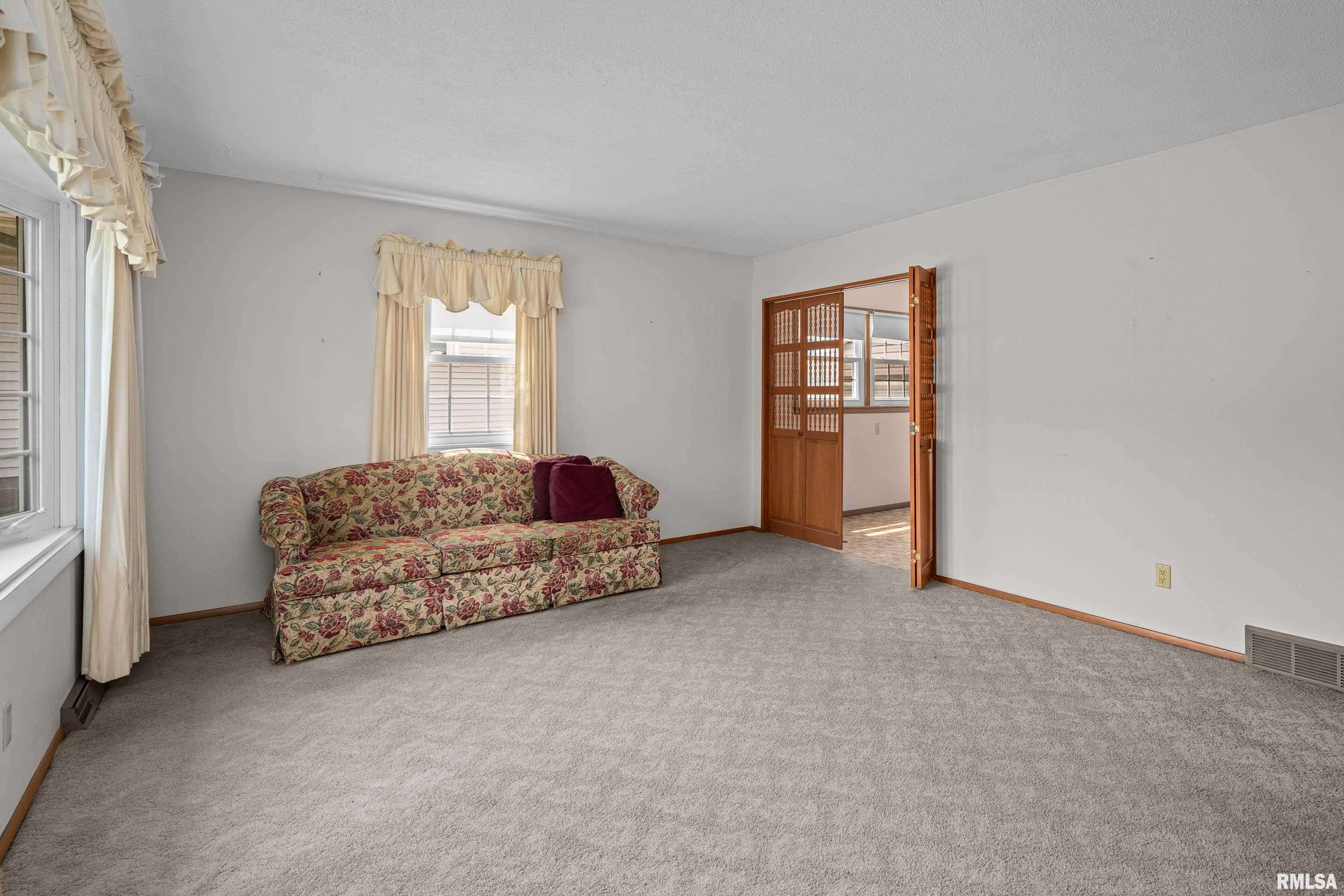 Rock Island, IL 61201,8010 8 1/2 Street West