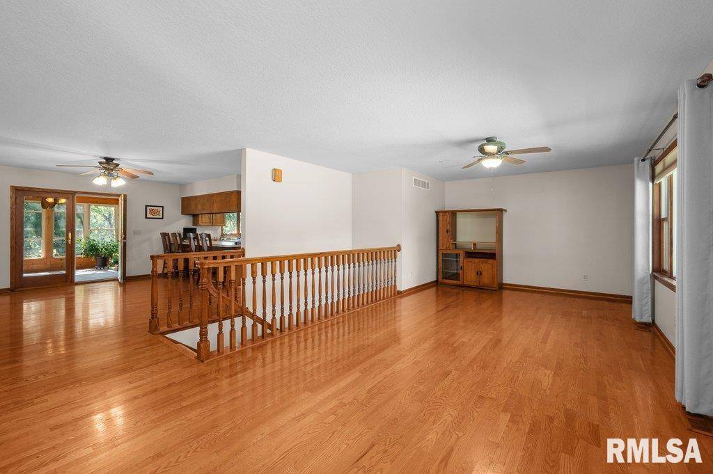 Blue Grass, IA 52726,6203 116TH ST