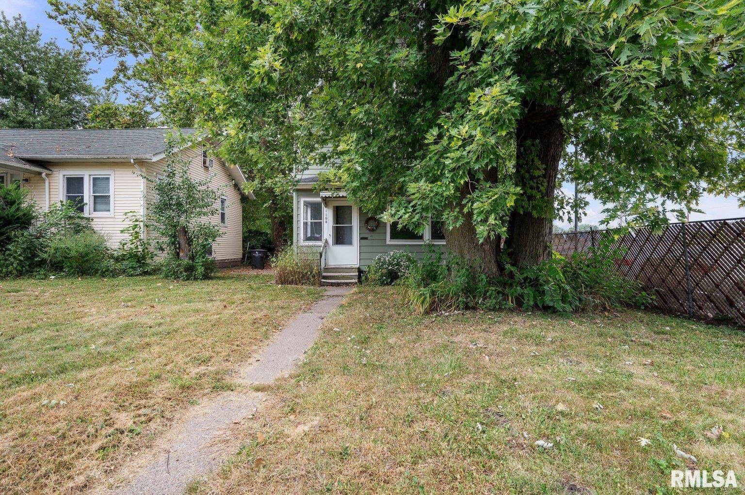 Rock Island, IL 61001,1104 29TH AVE