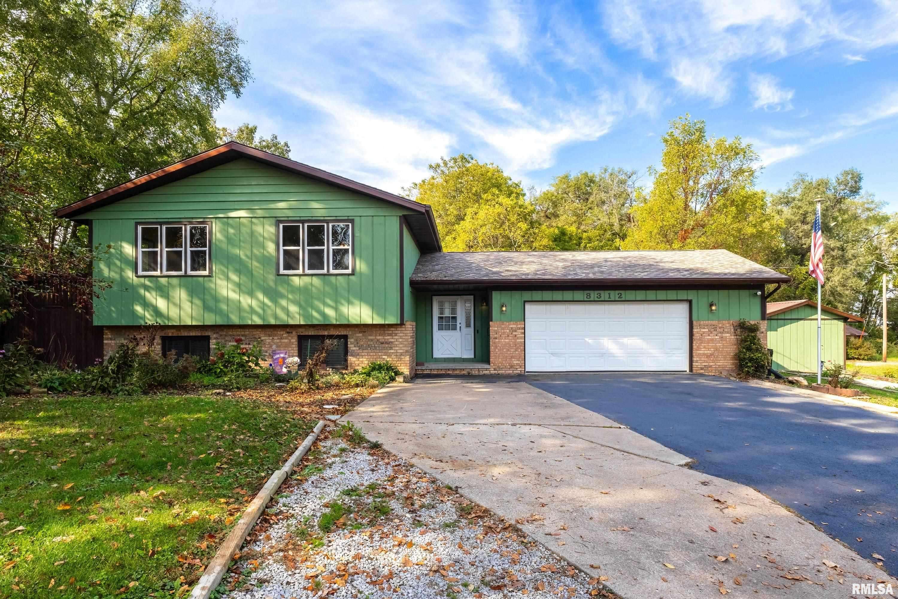 Coal Valley, IL 61240,8312 ROUTE 150