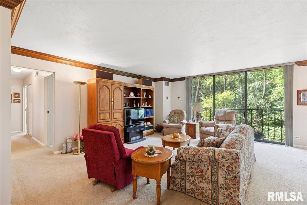 East Moline, IL 61244,1800 7TH ST #2A