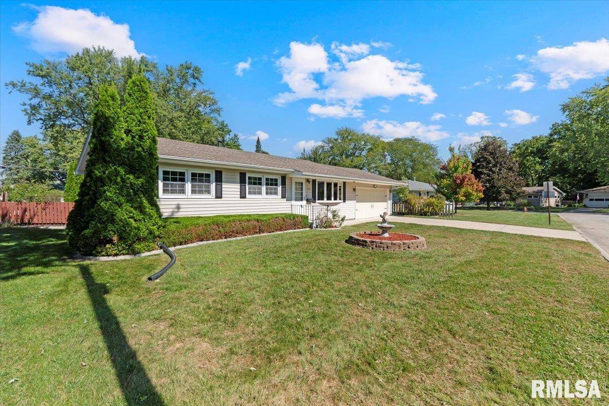 East Moline, IL 61244-2647,431 27TH AVE