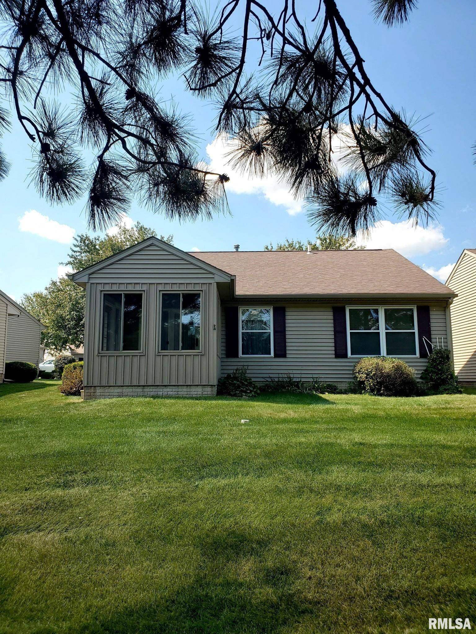 Orion, IL 61273,1202 DIVISION ST #2