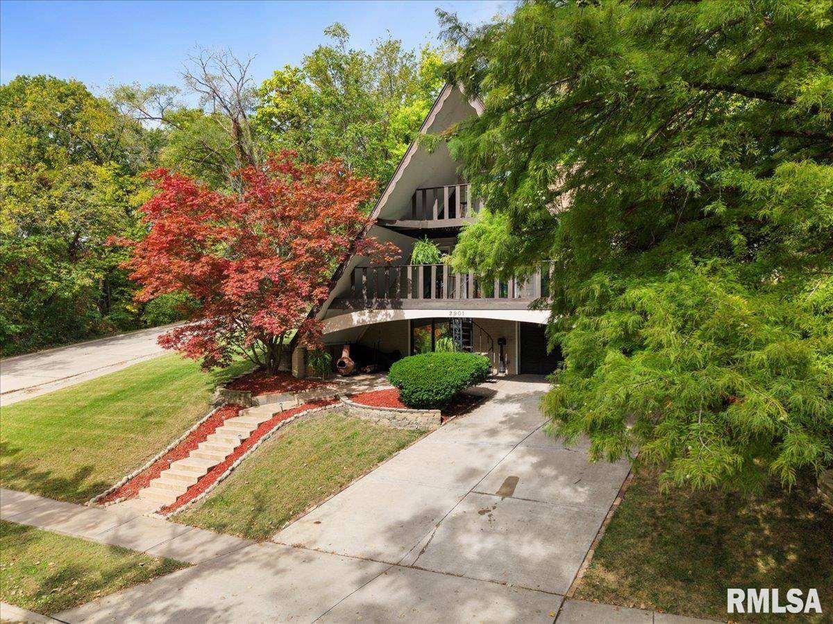 Moline, IL 61265-6945,2901 32ND AVE