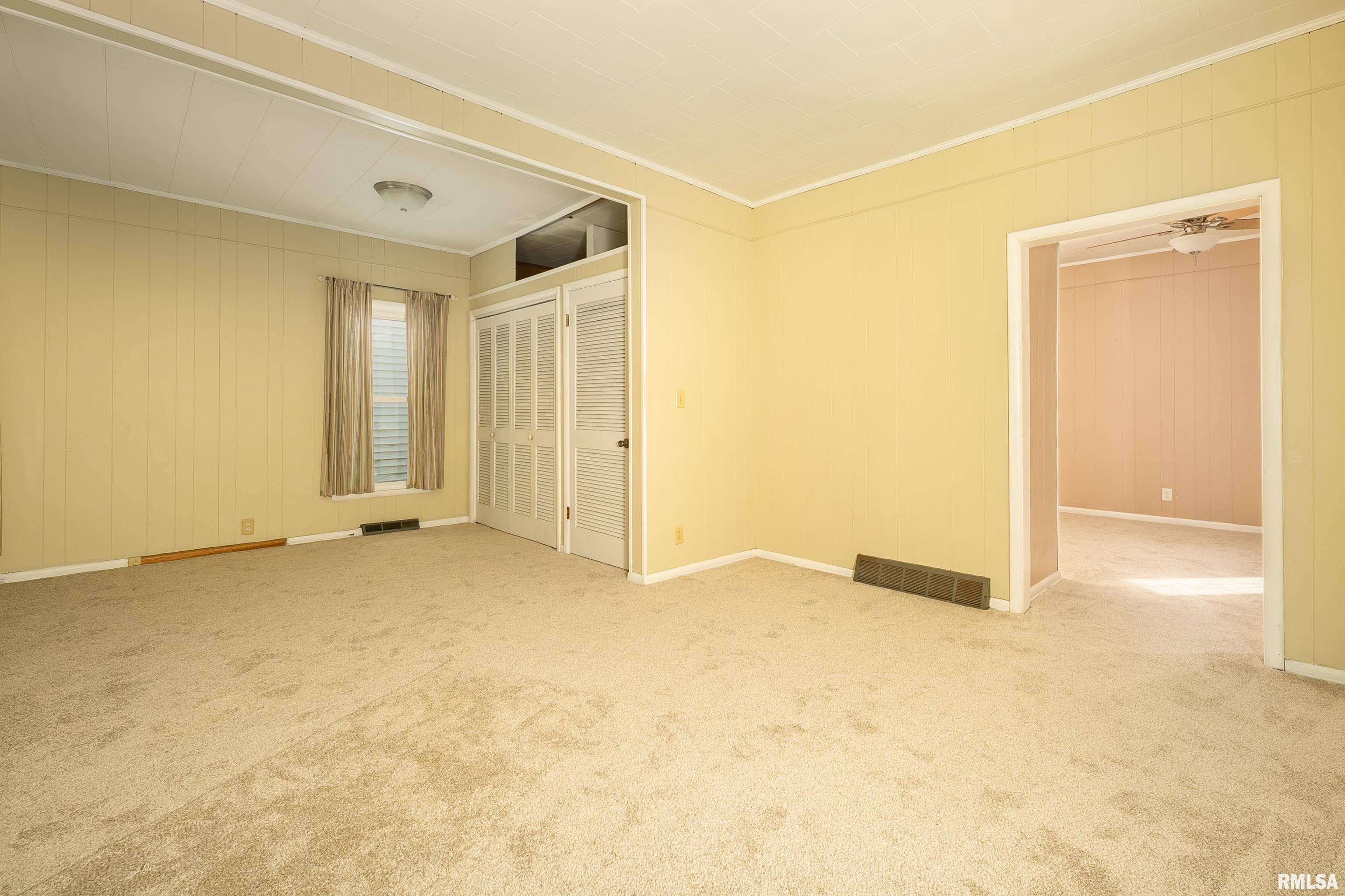 Moline, IL 61265,1546 28TH AVE