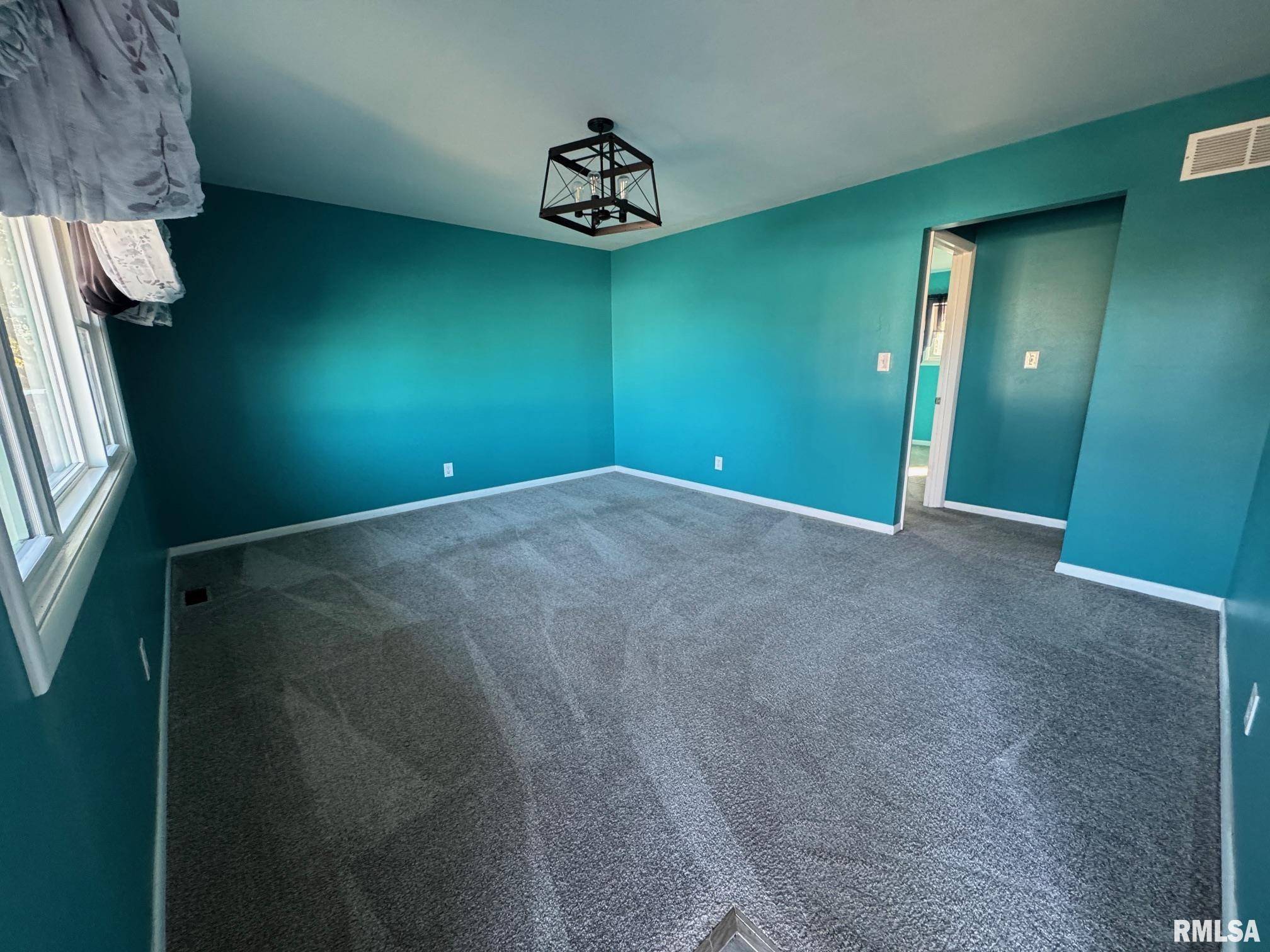 Moline, IL 61265,4737 48TH Street A