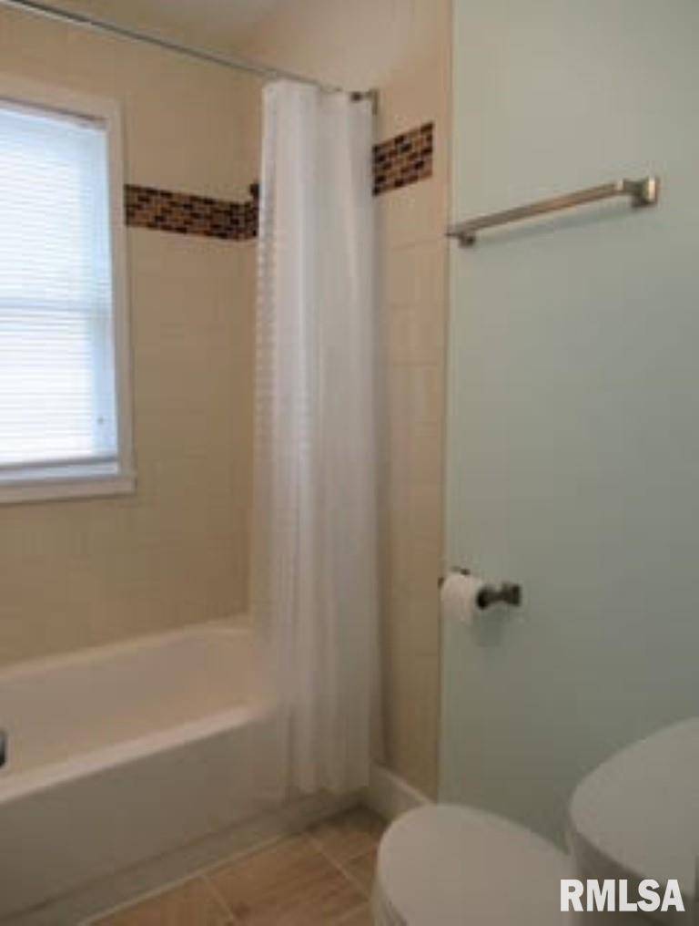 Rock Island, IL 61201,1525 25TH ST