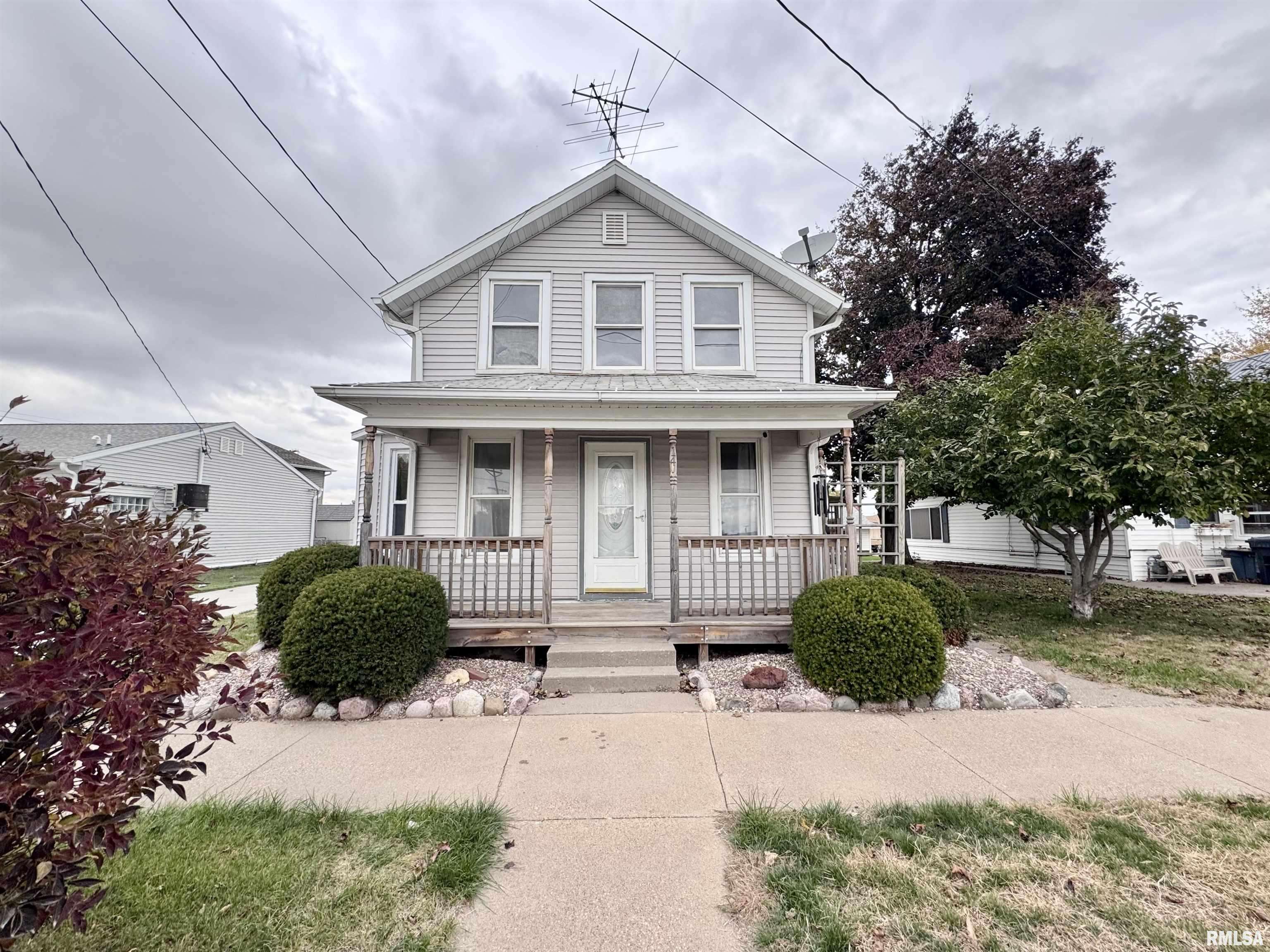 Preston, IA 52069,14 E GILLET ST