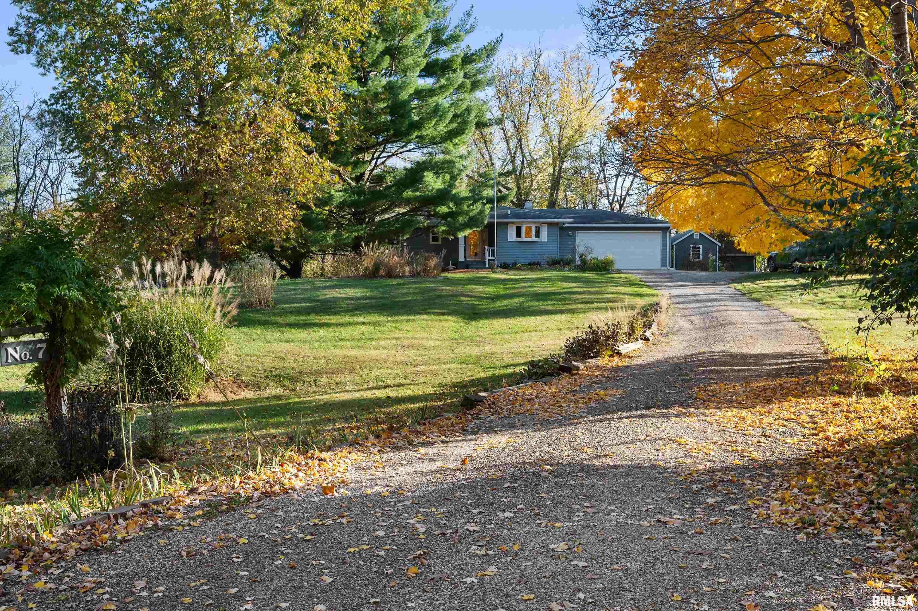 Blue Grass, IA 52726,7 SANDPIPER DR