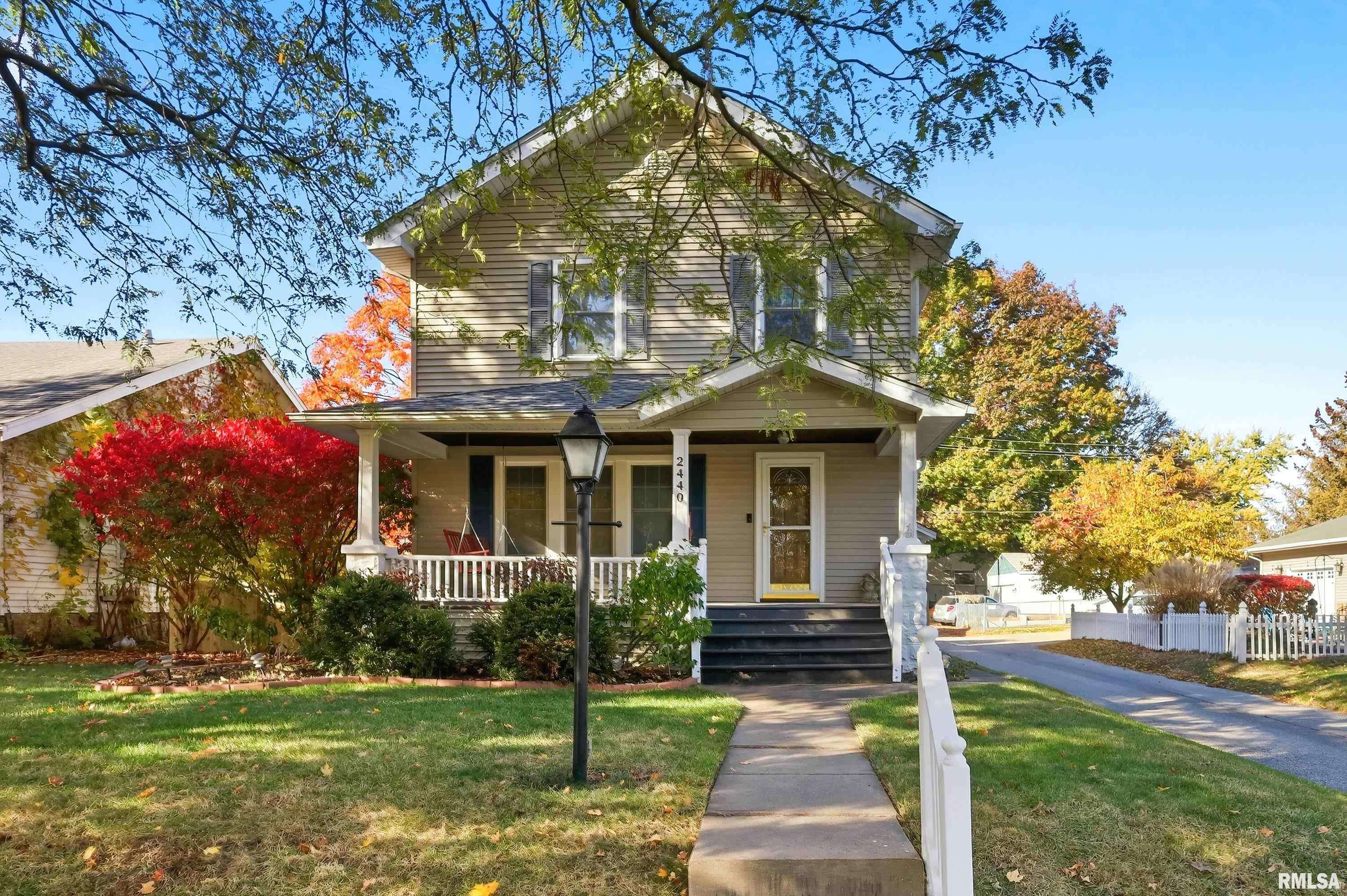 Davenport, IA 52803,2440 CAREY AVE