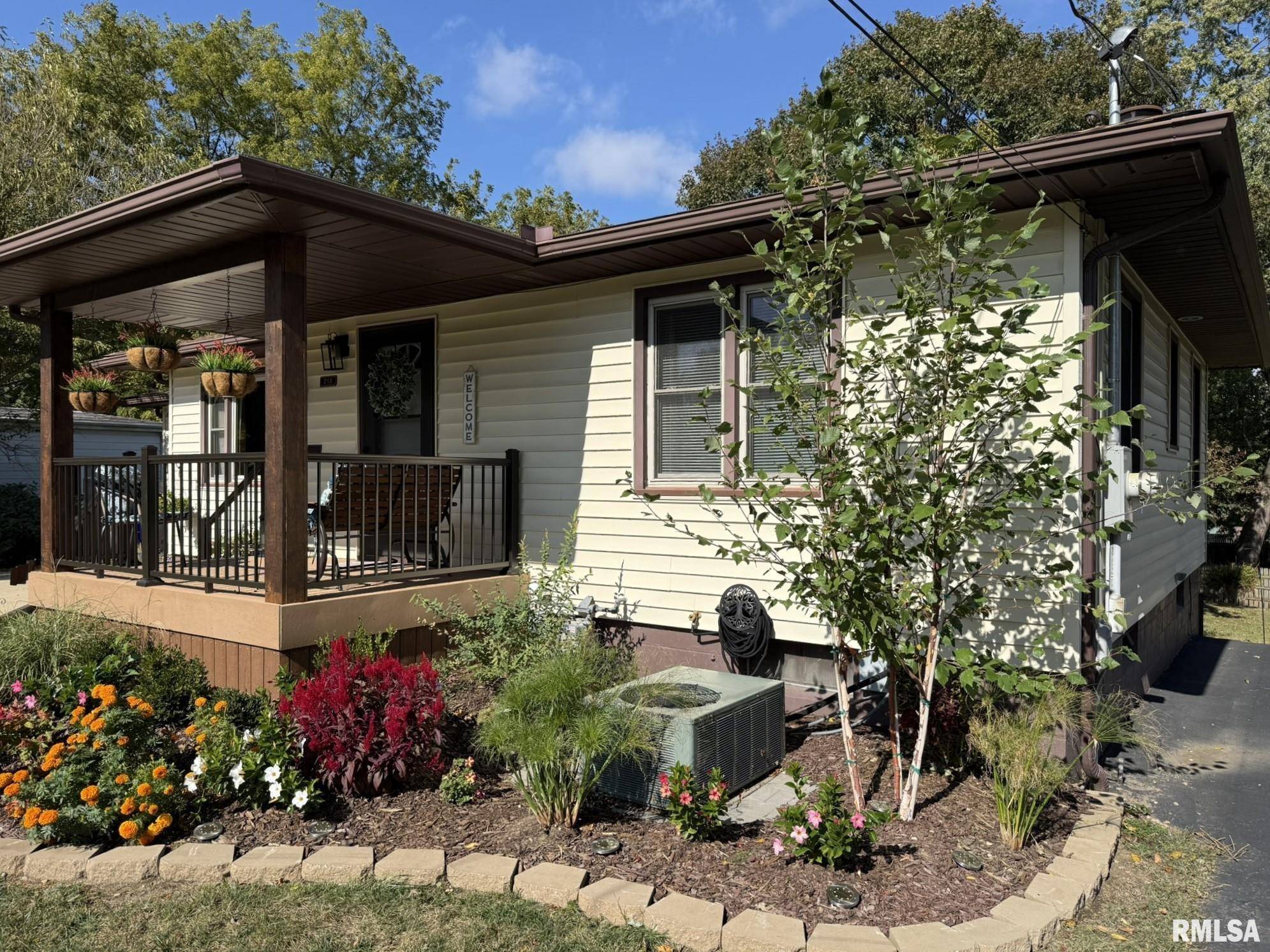 Kewanee, IL 61443,218 W MCCLURE ST