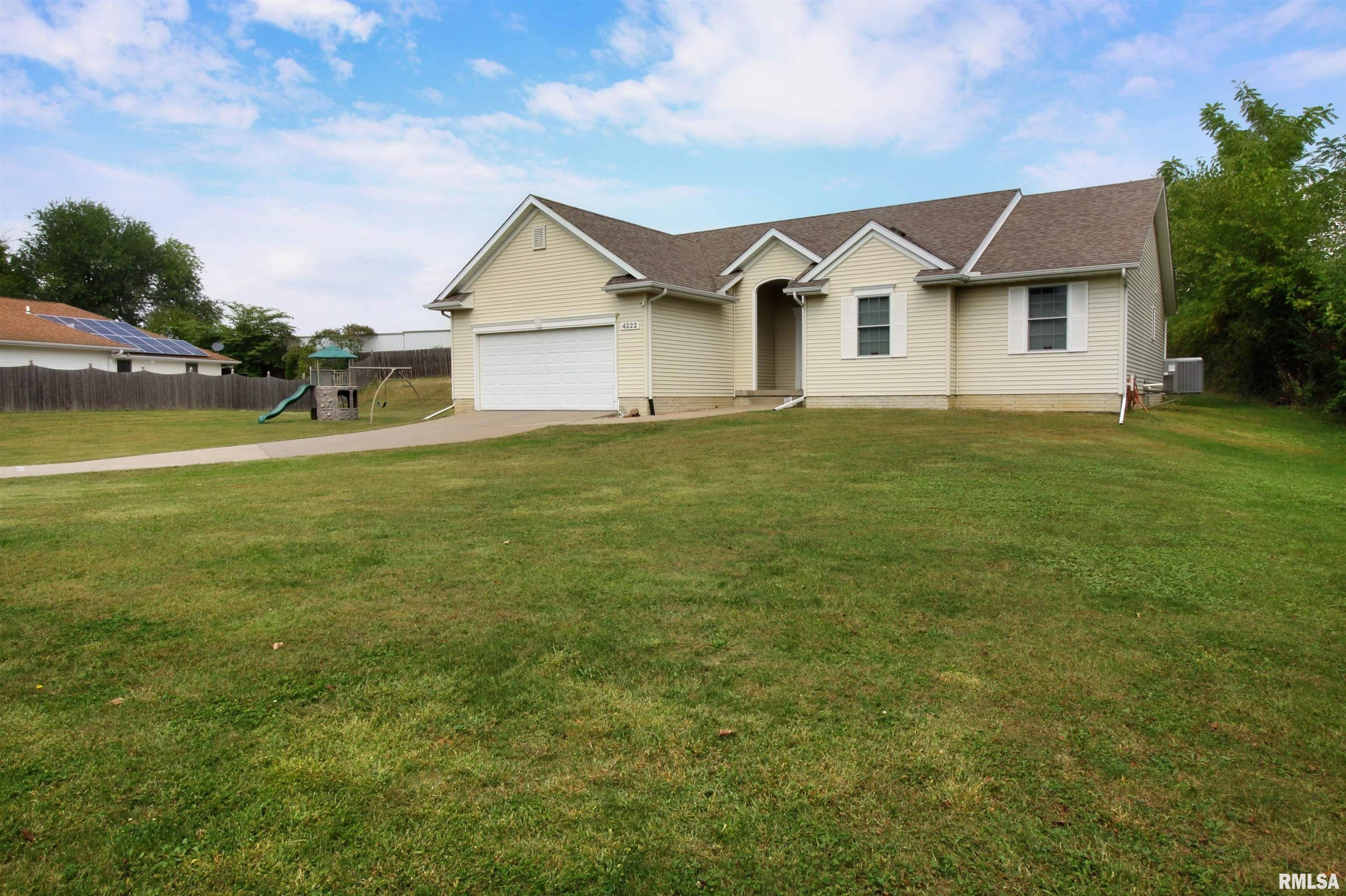 East Moline, IL 61244,4222 3RD Street A