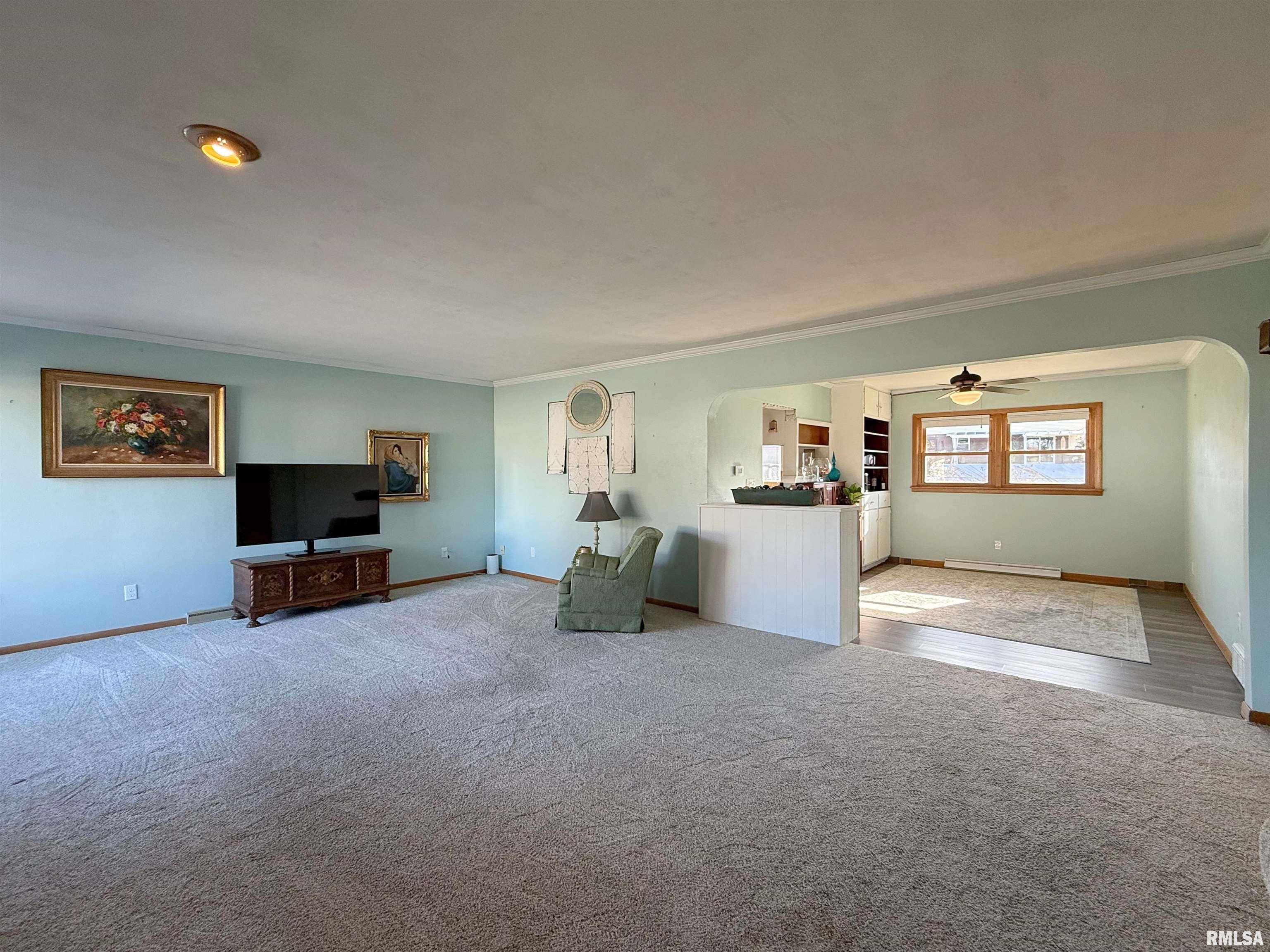 Milan, IL 61264,210 HILLTOP CT