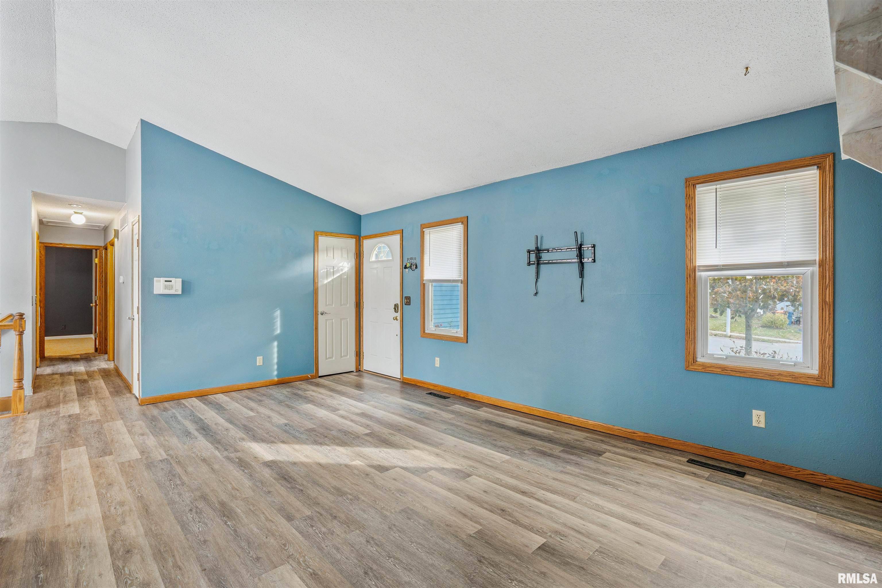 Davenport, IA 52806,4618 FILLMORE LN