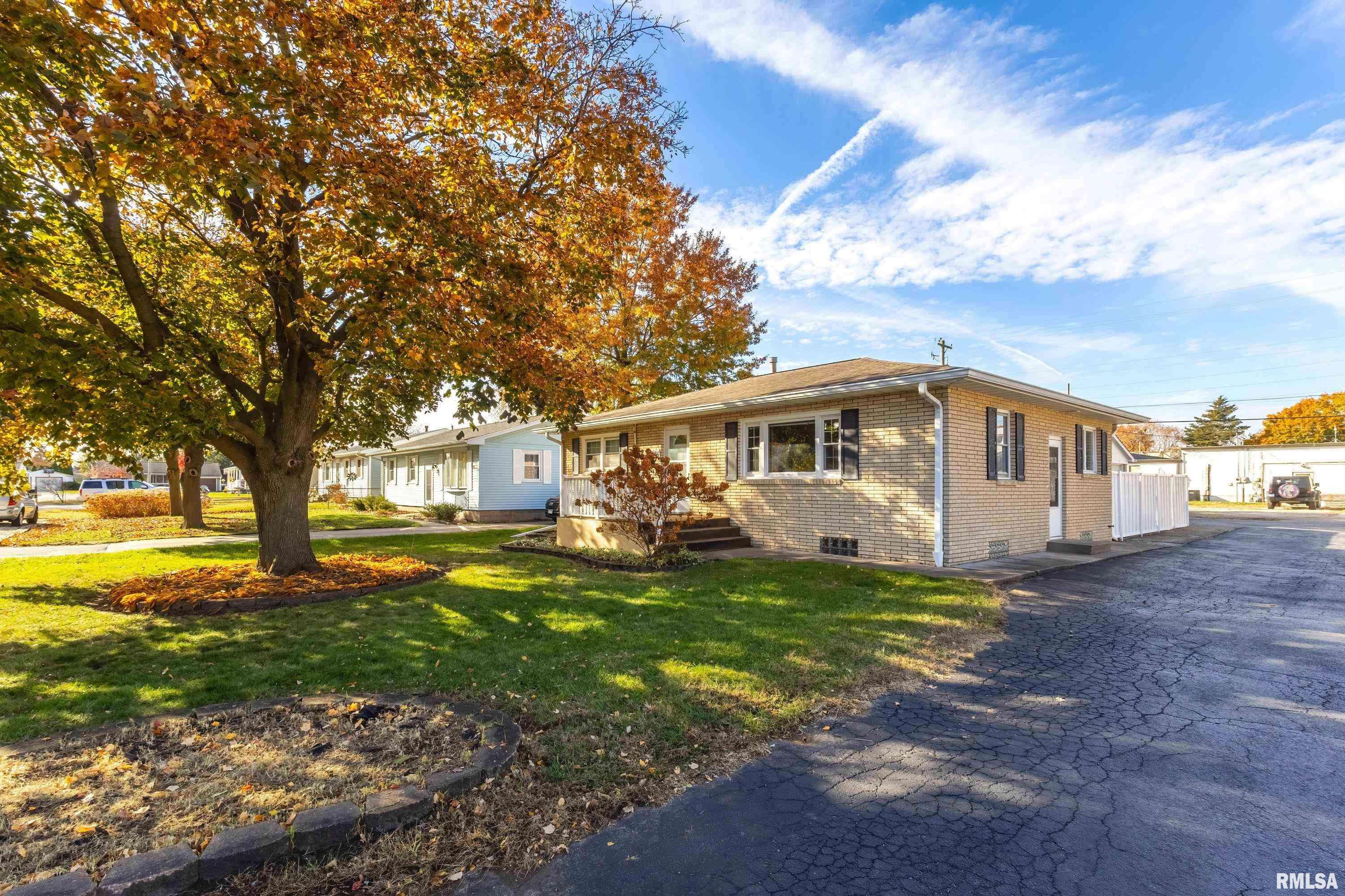 Colona, IL 61241,525 GREEN CT