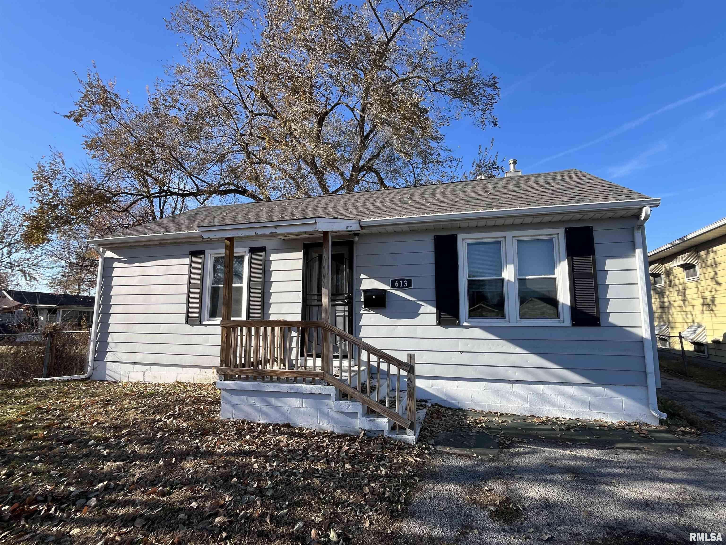 Milan, IL 61264,613 W 9TH AVE