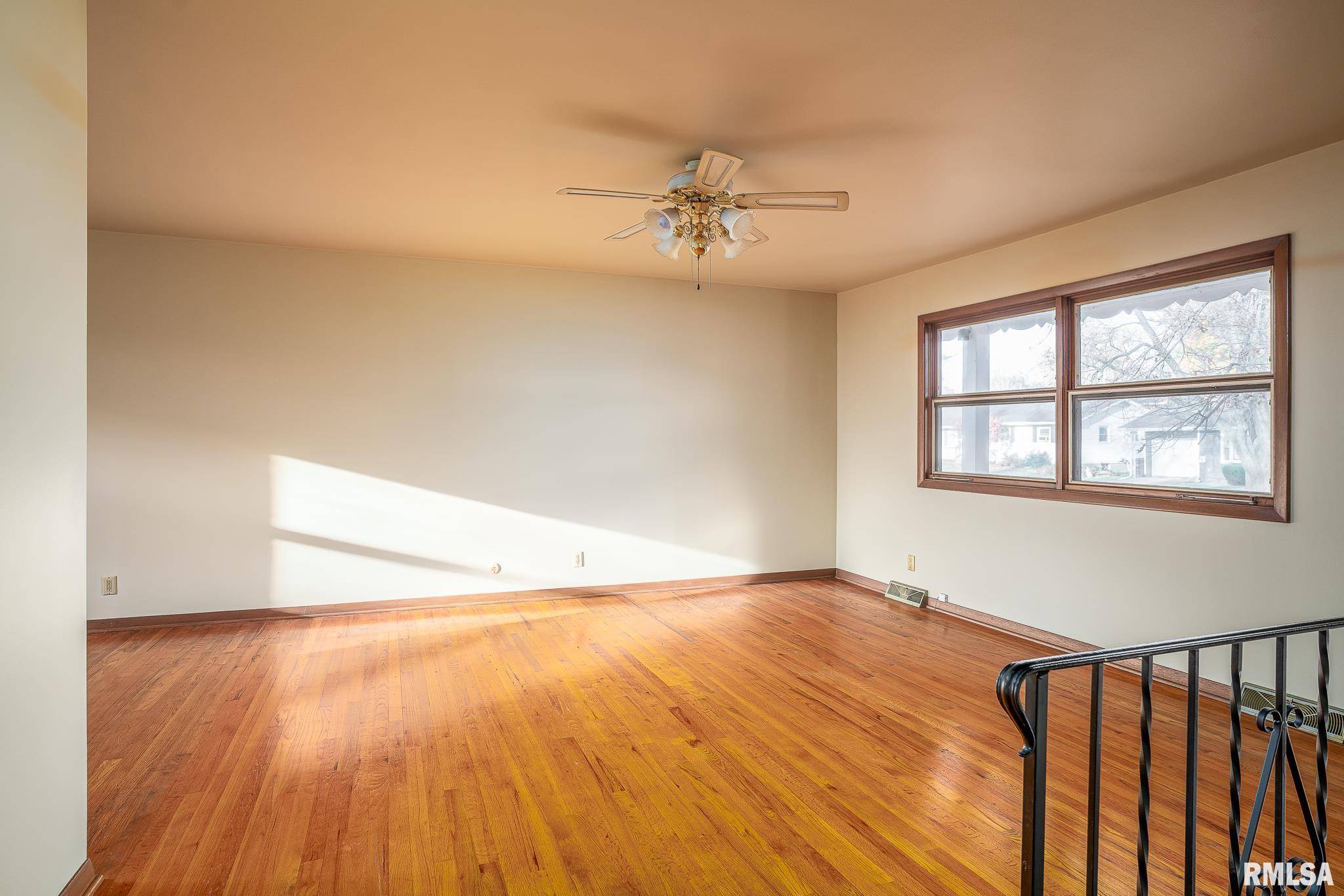 Davenport, IA 52806,4104 N LINWOOD AVE