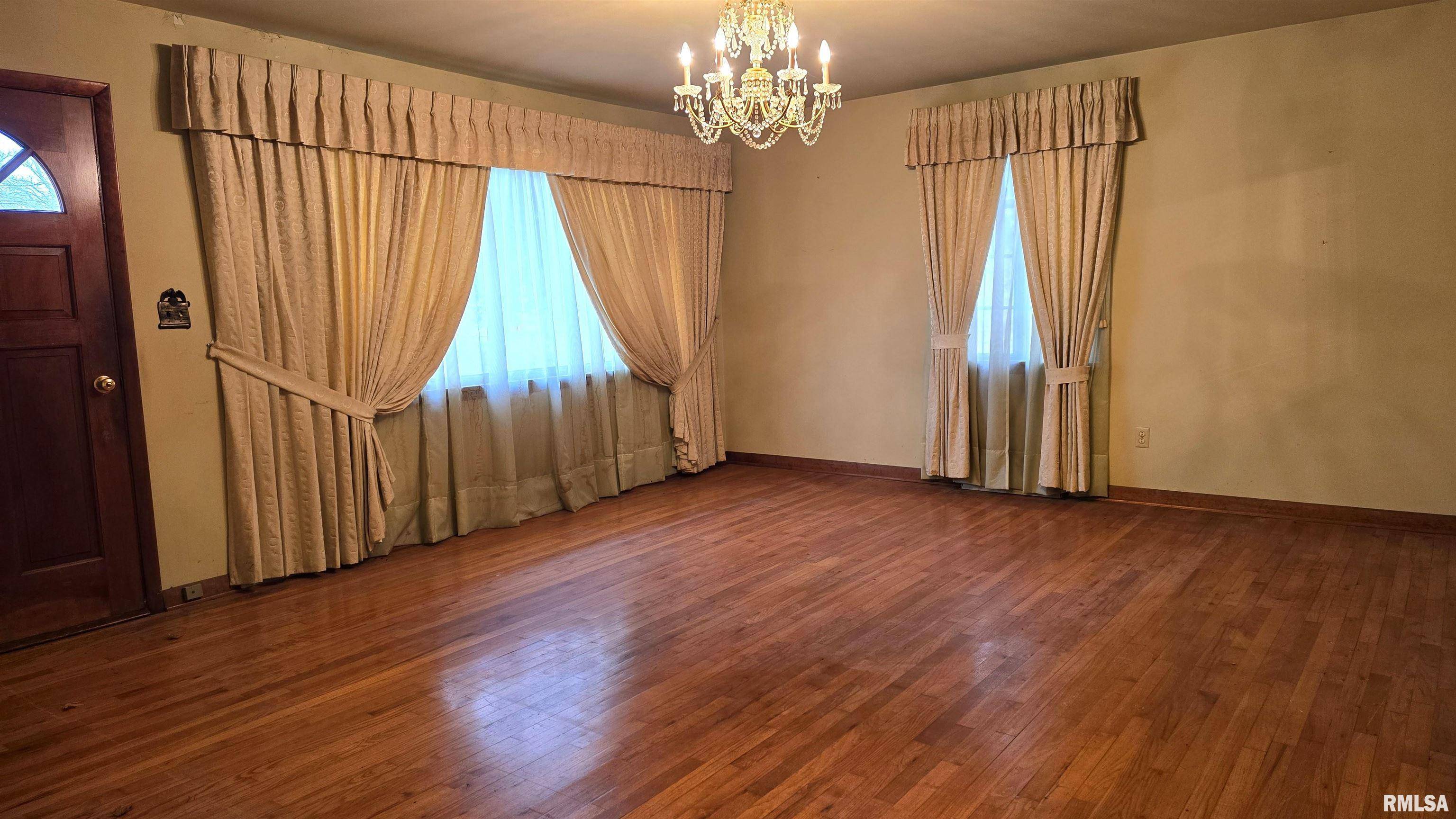 Milan, IL 61264,1028 COYNE CENTER RD