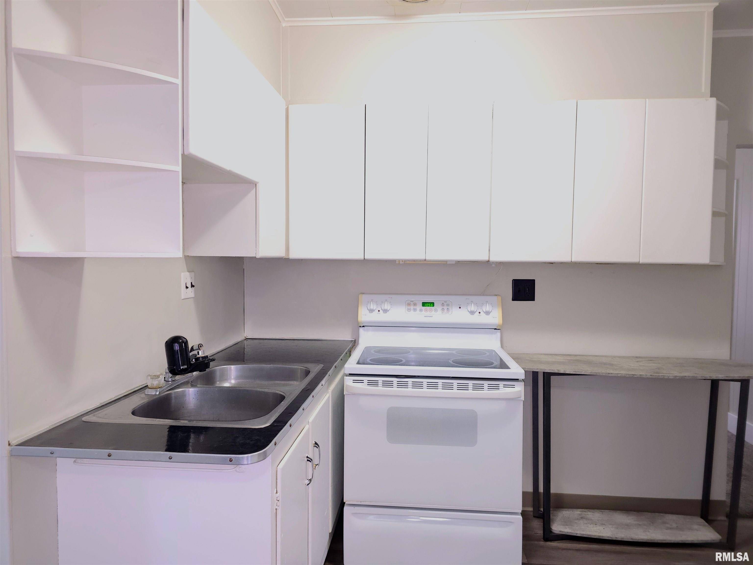 Muscatine, IA 52761,603 ADAMS ST