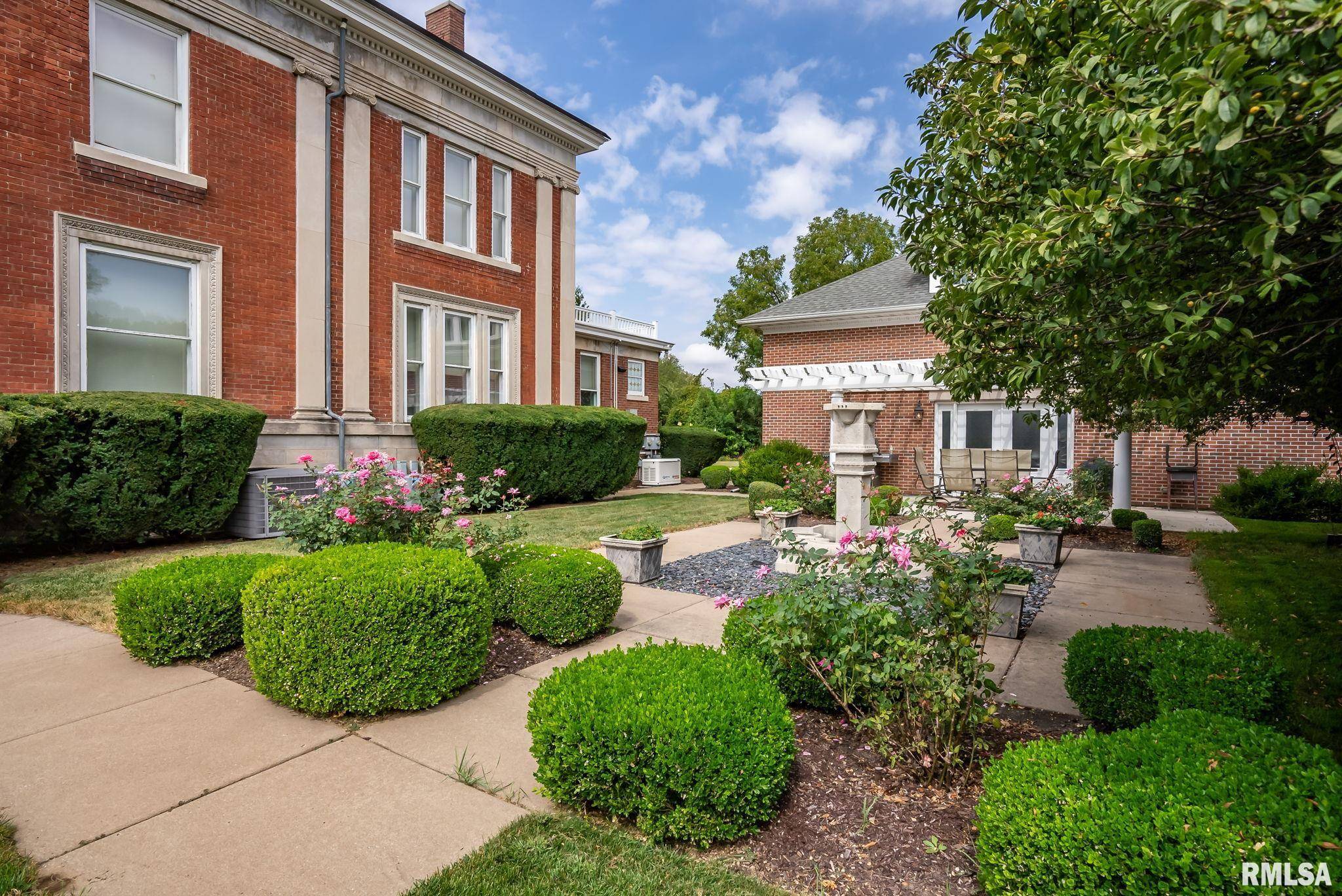 Davenport, IA 52804,1446 CLAY ST