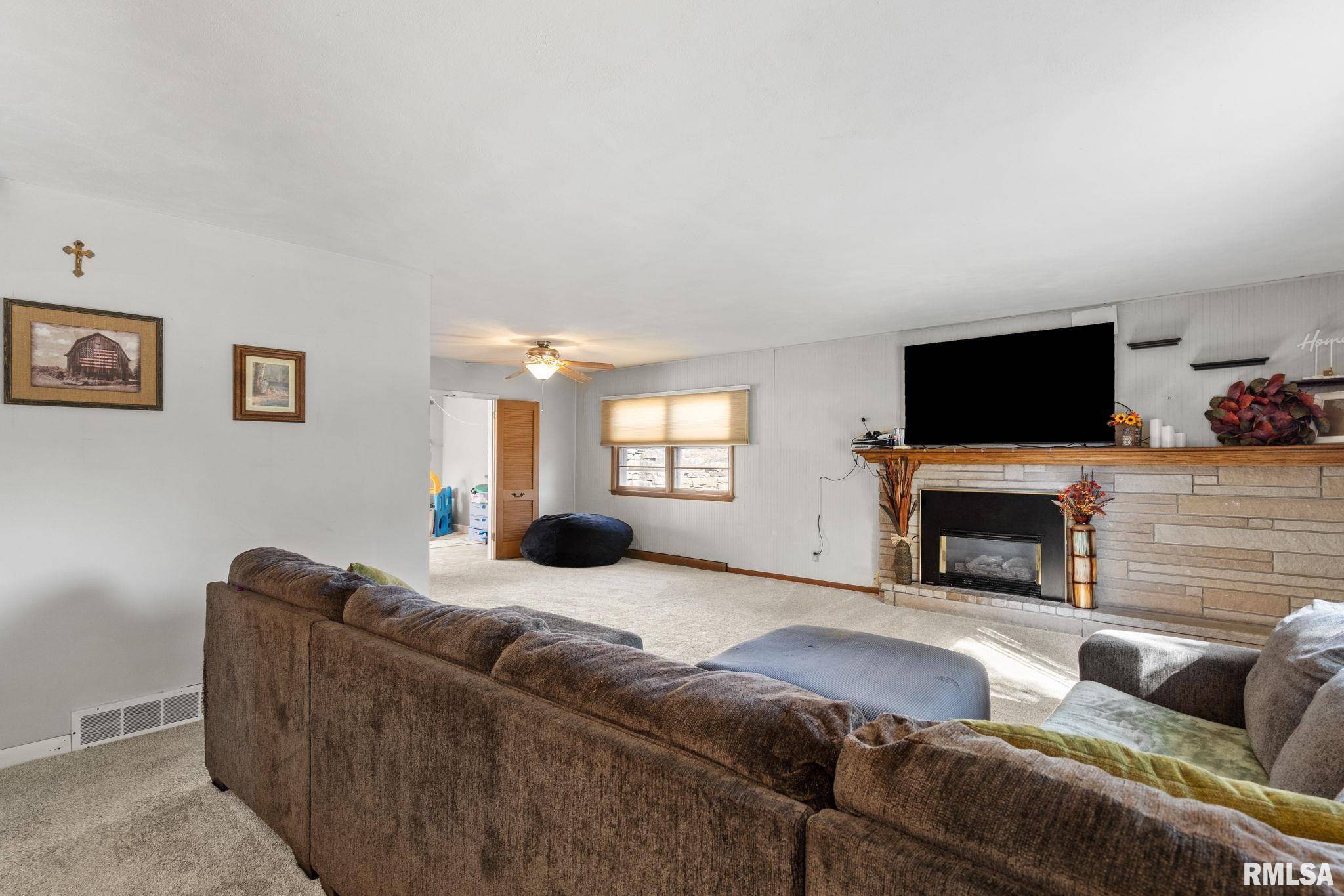 Rock Island, IL 61201,2552 37TH AVE