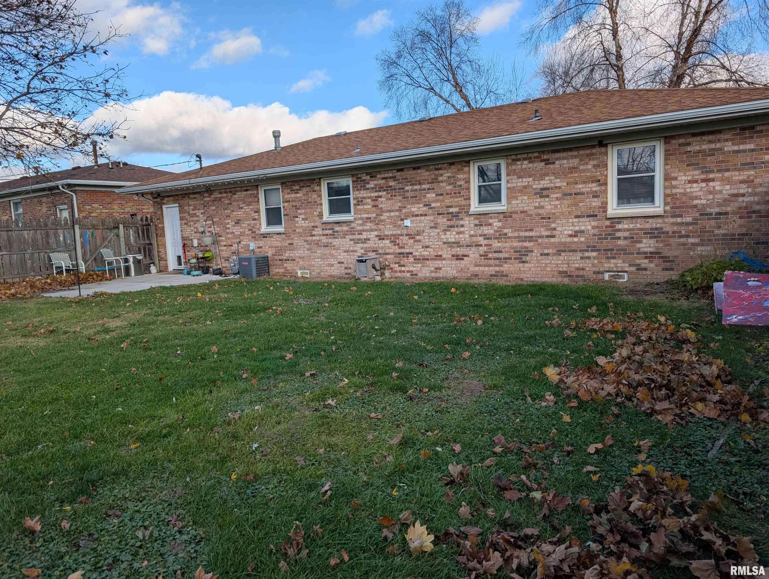 Moline, IL 61265,3707 15TH Street D