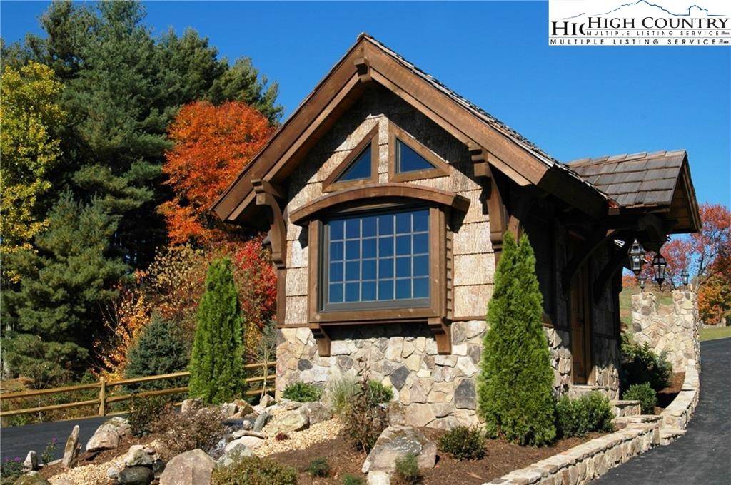 Sparta, NC 28675,77 Twin Oaks Mountain BLVD