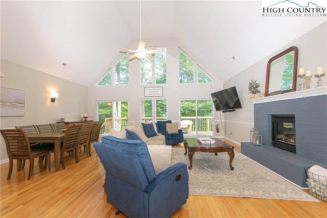 Beech Mountain, NC 28604,211 Overbrook TRL