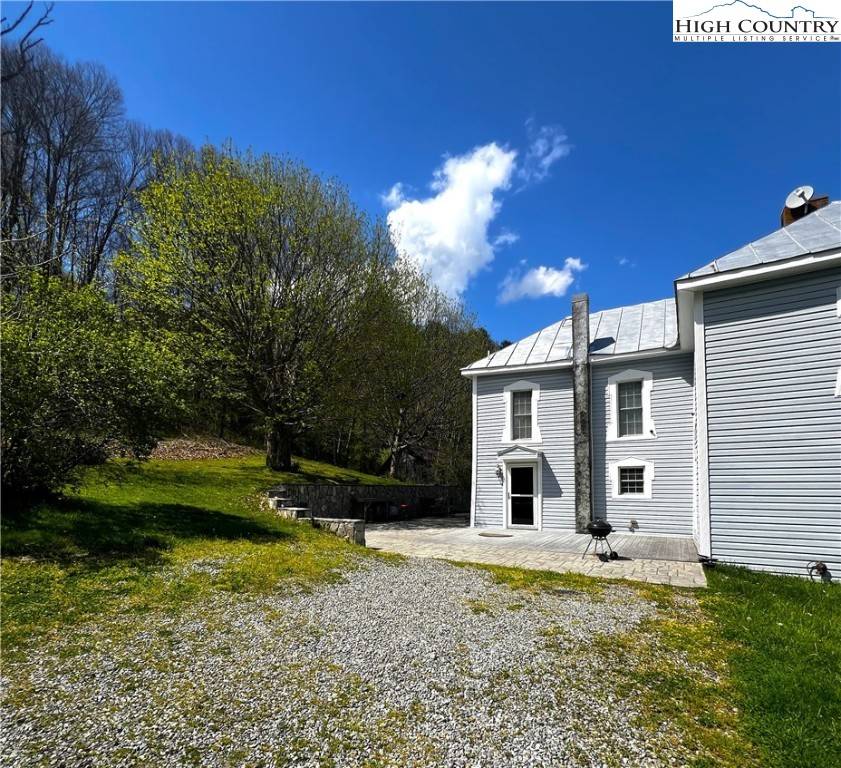 Crumpler, NC 28617,4606 Garvey Bridge RD