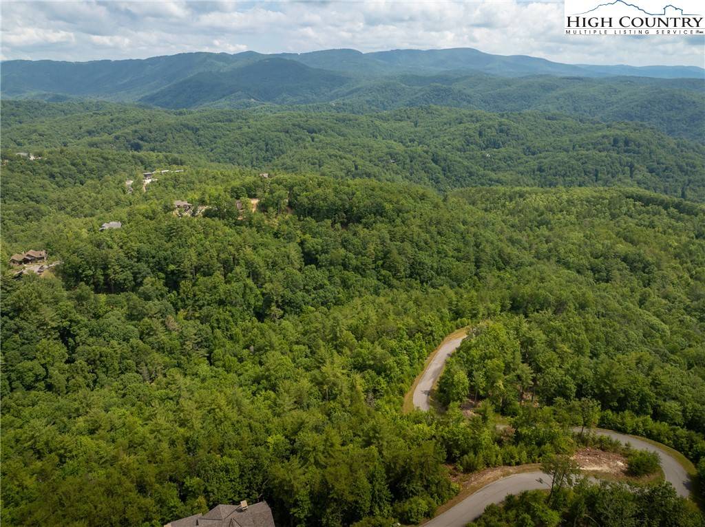 Boone, NC 28607,185 Marigold RD