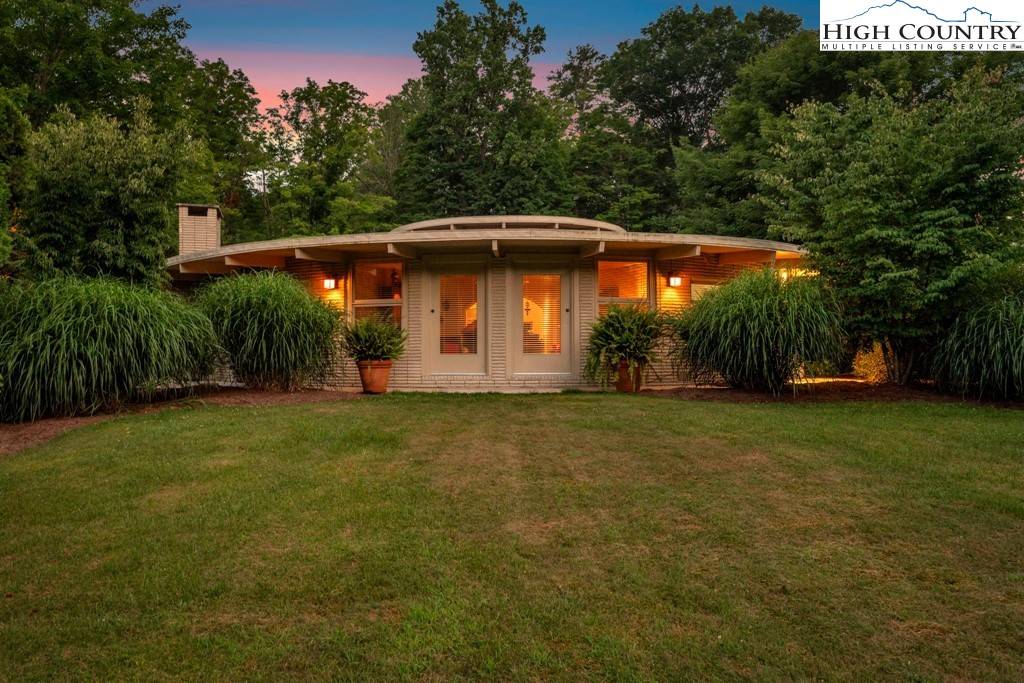 Boone, NC 28607,274 Shulls Mill RD
