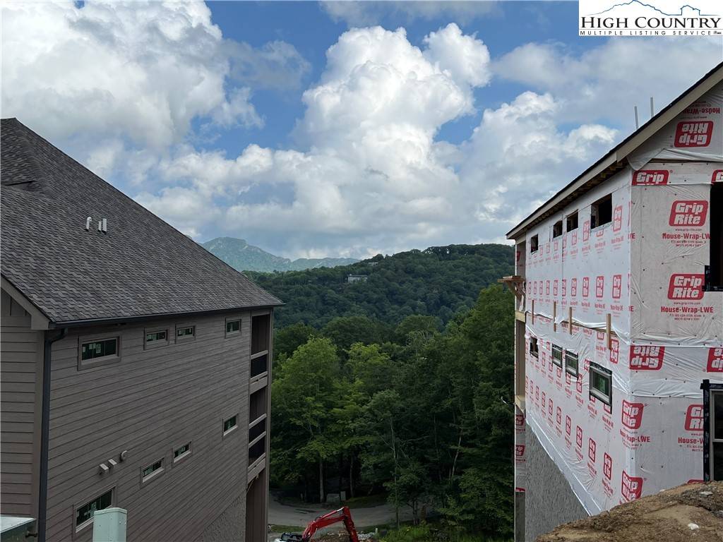 Sugar Mountain, NC 28604,164 Ridgeline DR #21C