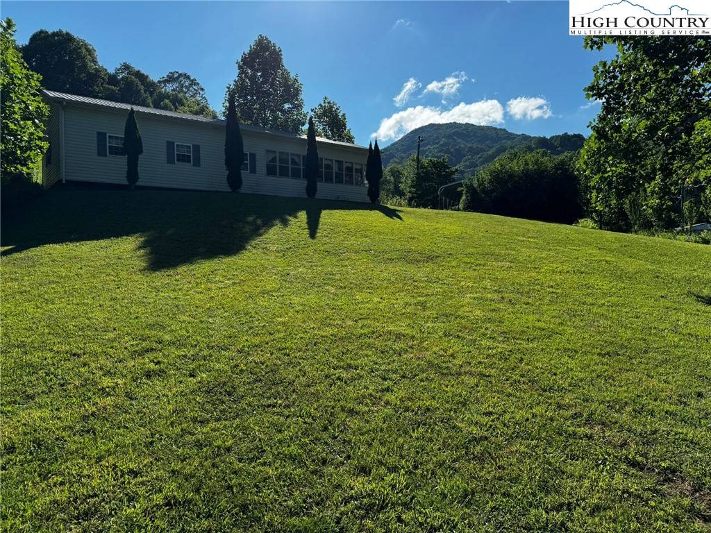 Zionville, NC 28698,205 Clay Wilson DR