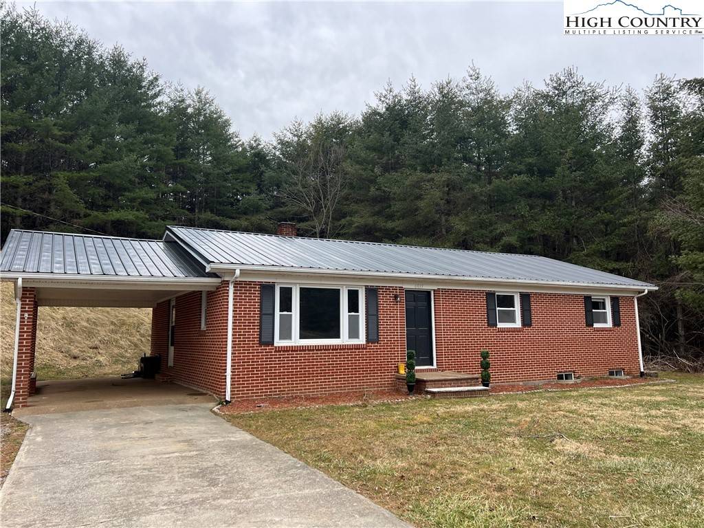 Crumpler, NC 28617,6017 NC Hwy 16 N