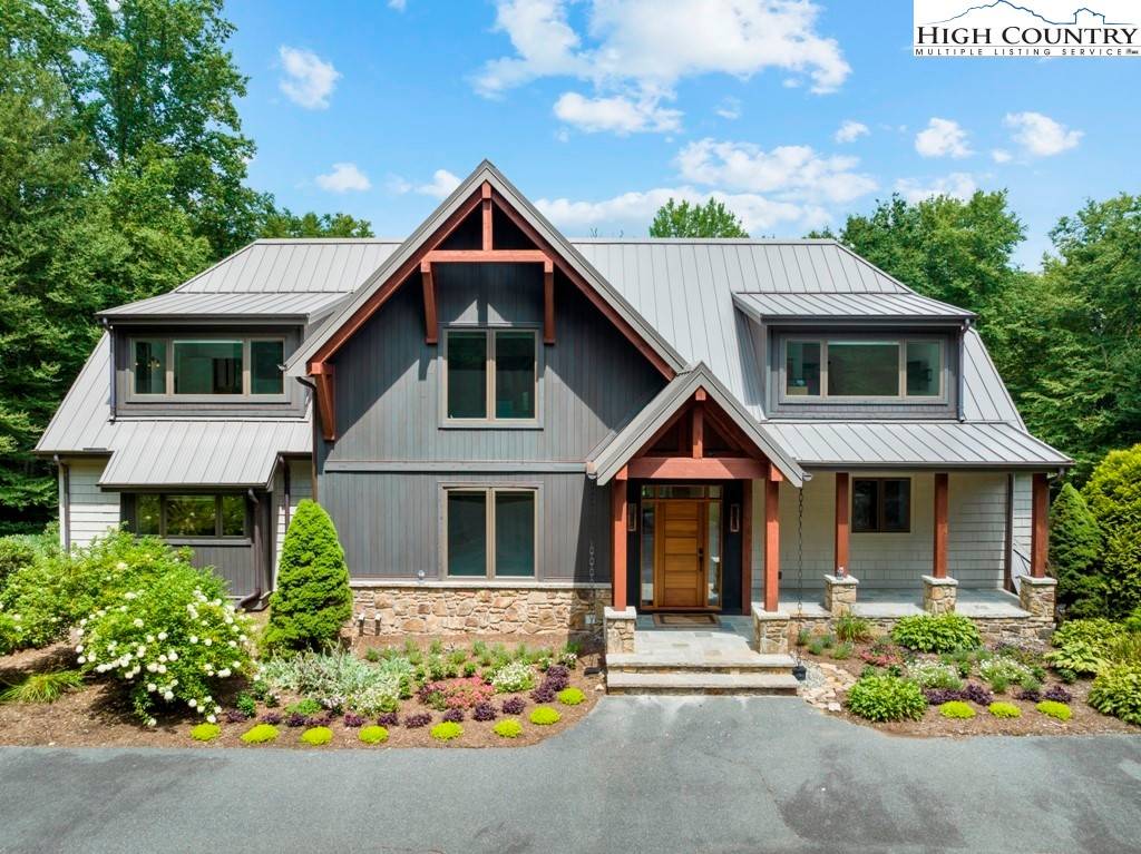 Linville, NC 28646,1792 Golf Course RD