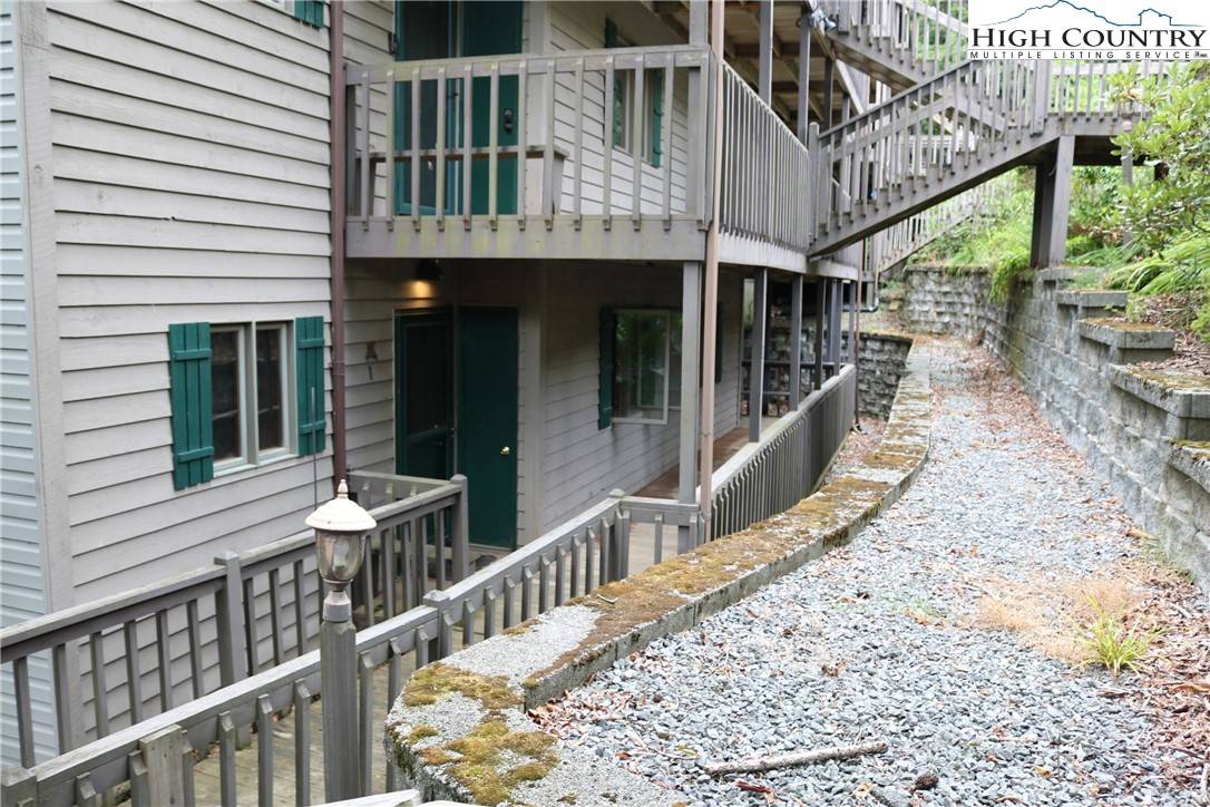 Sugar Mountain, NC 28604,120 Branches LN #2
