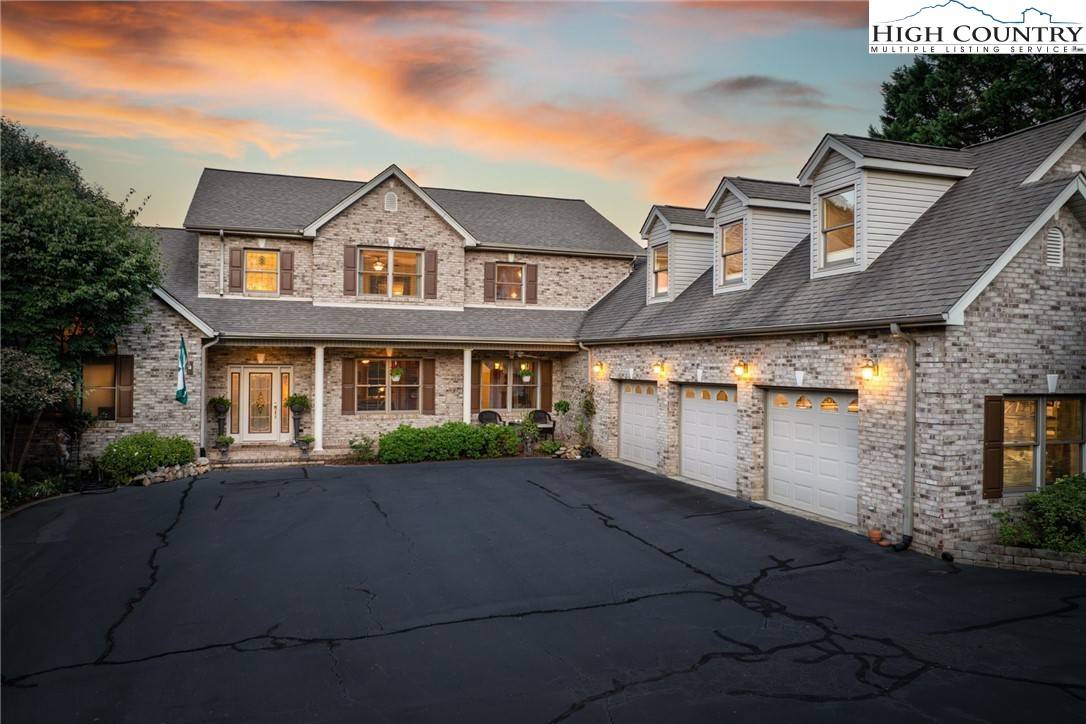 Taylorsville, NC 28681,34 Sandbar DR