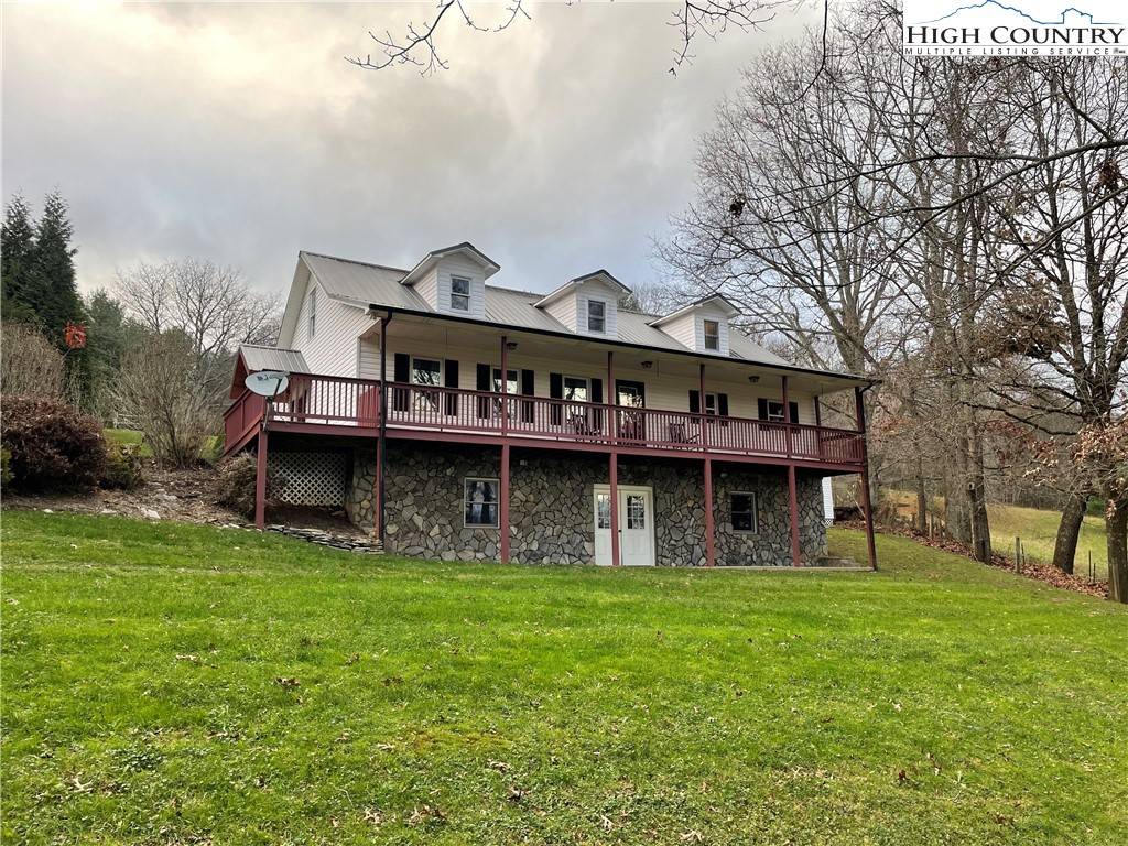 West Jefferson, NC 28694,1217 Lower Nettle Knob RD
