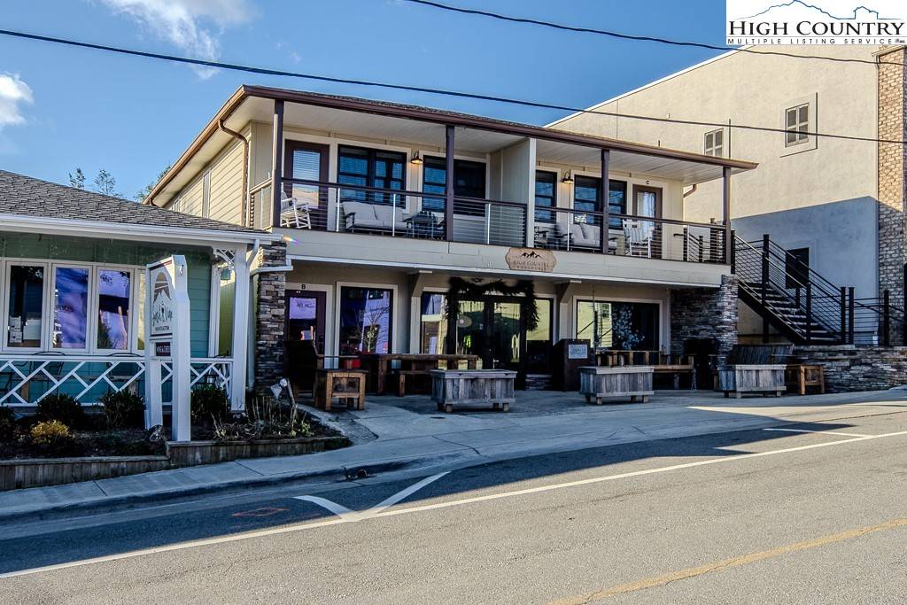 Blowing Rock, NC 28605,140 Sunset DR