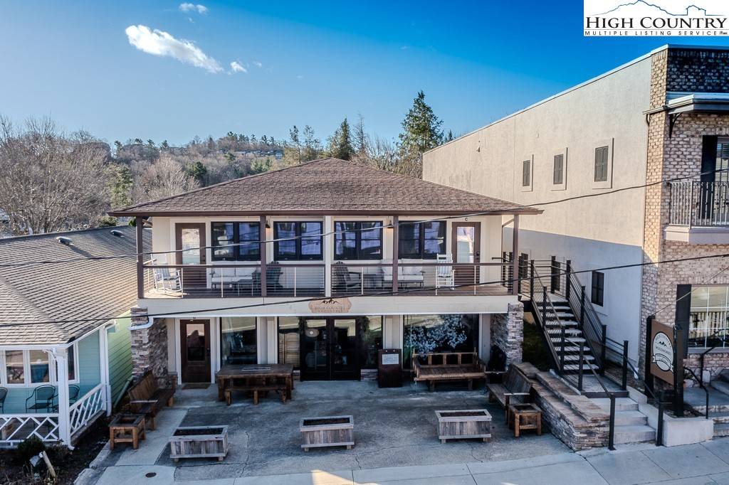 Blowing Rock, NC 28605,140 Sunset DR