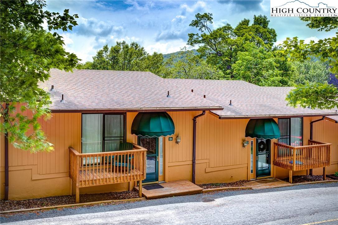 Beech Mountain, NC 28604,220 Charter Hills RD #B4