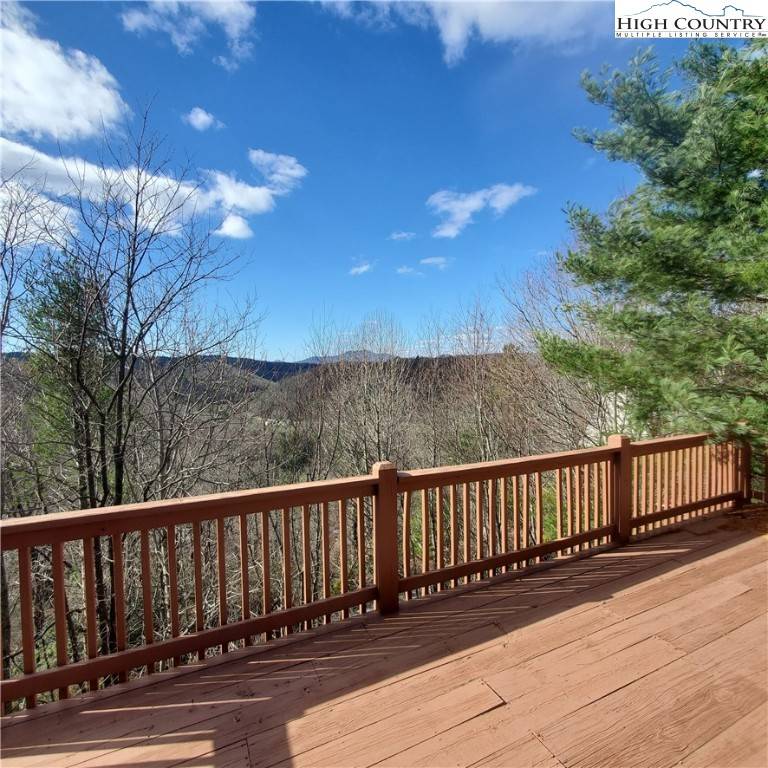 Blowing Rock, NC 28605,310 Locust PT